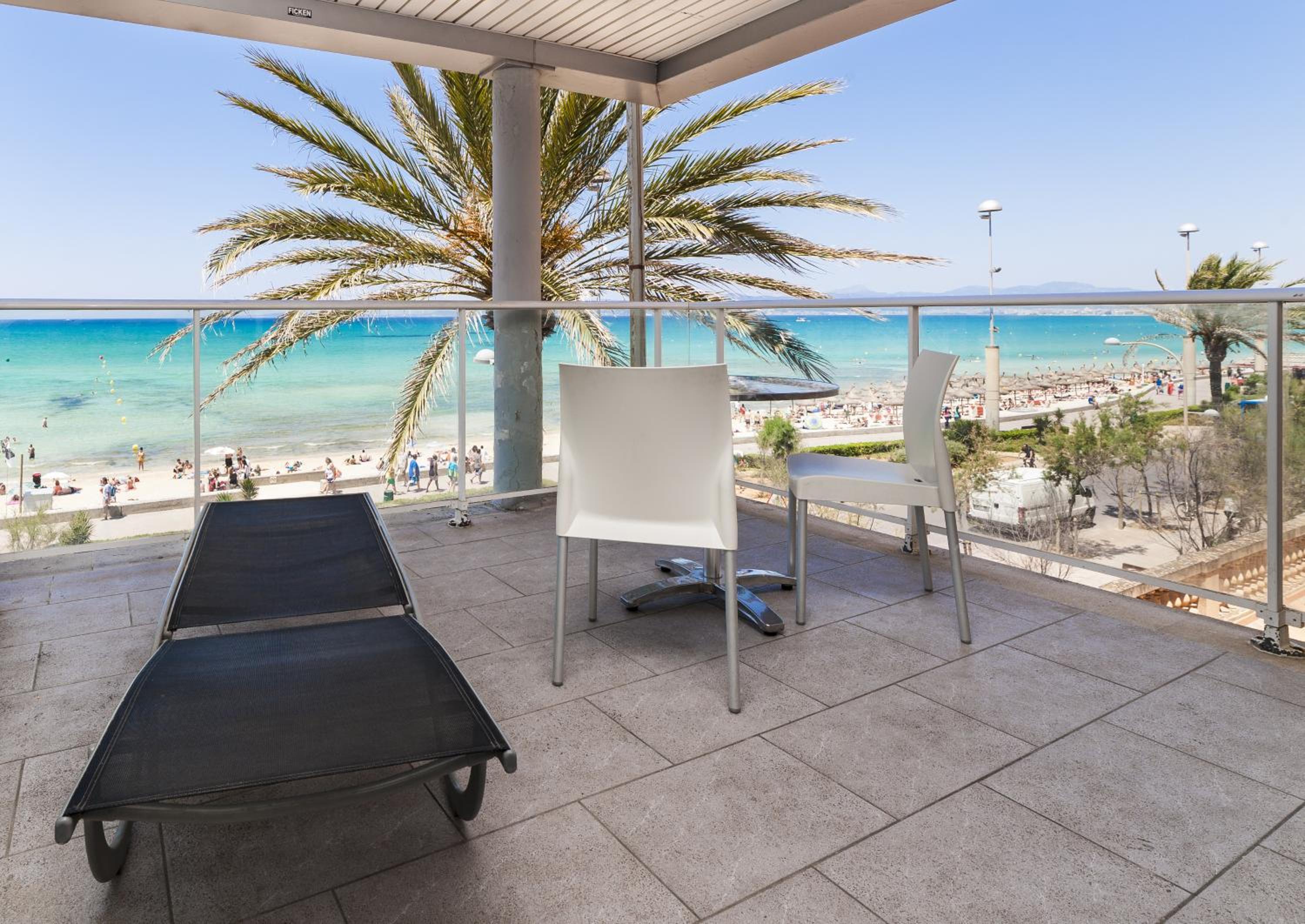 Studio with Sea View - Photo 15