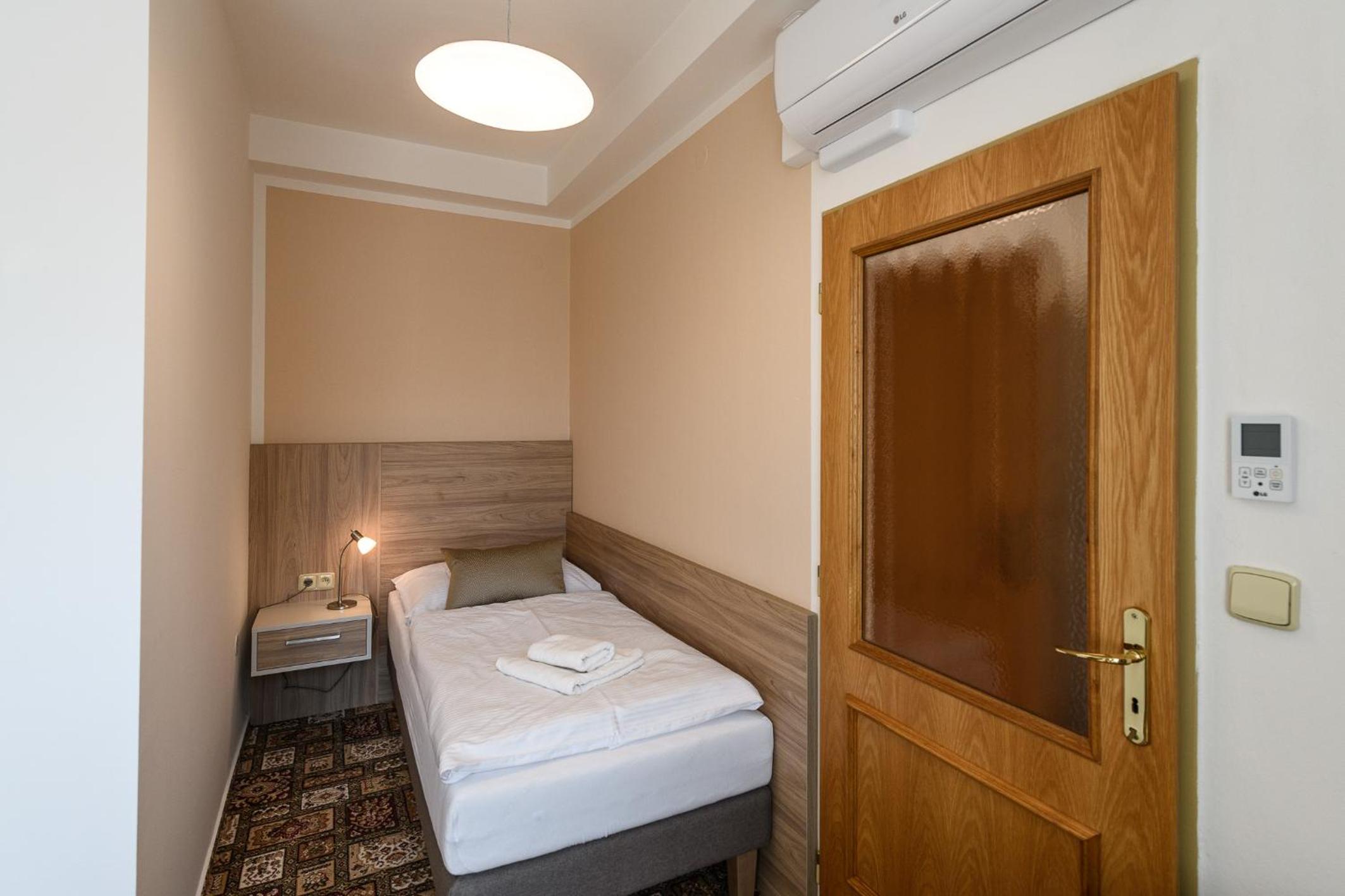 Deluxe Single Room photo 1