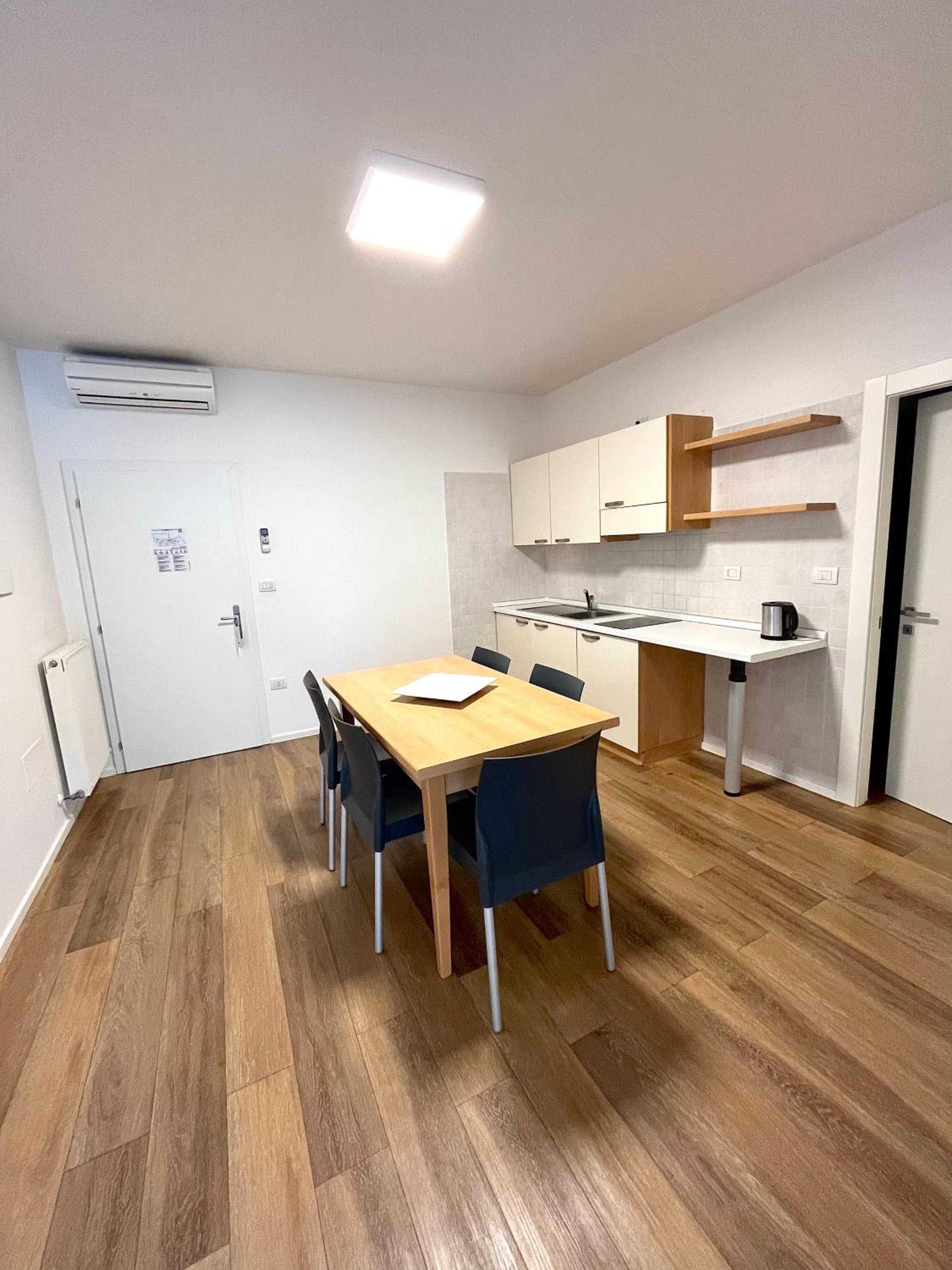 Two-Bedroom Apartment - Photo 8