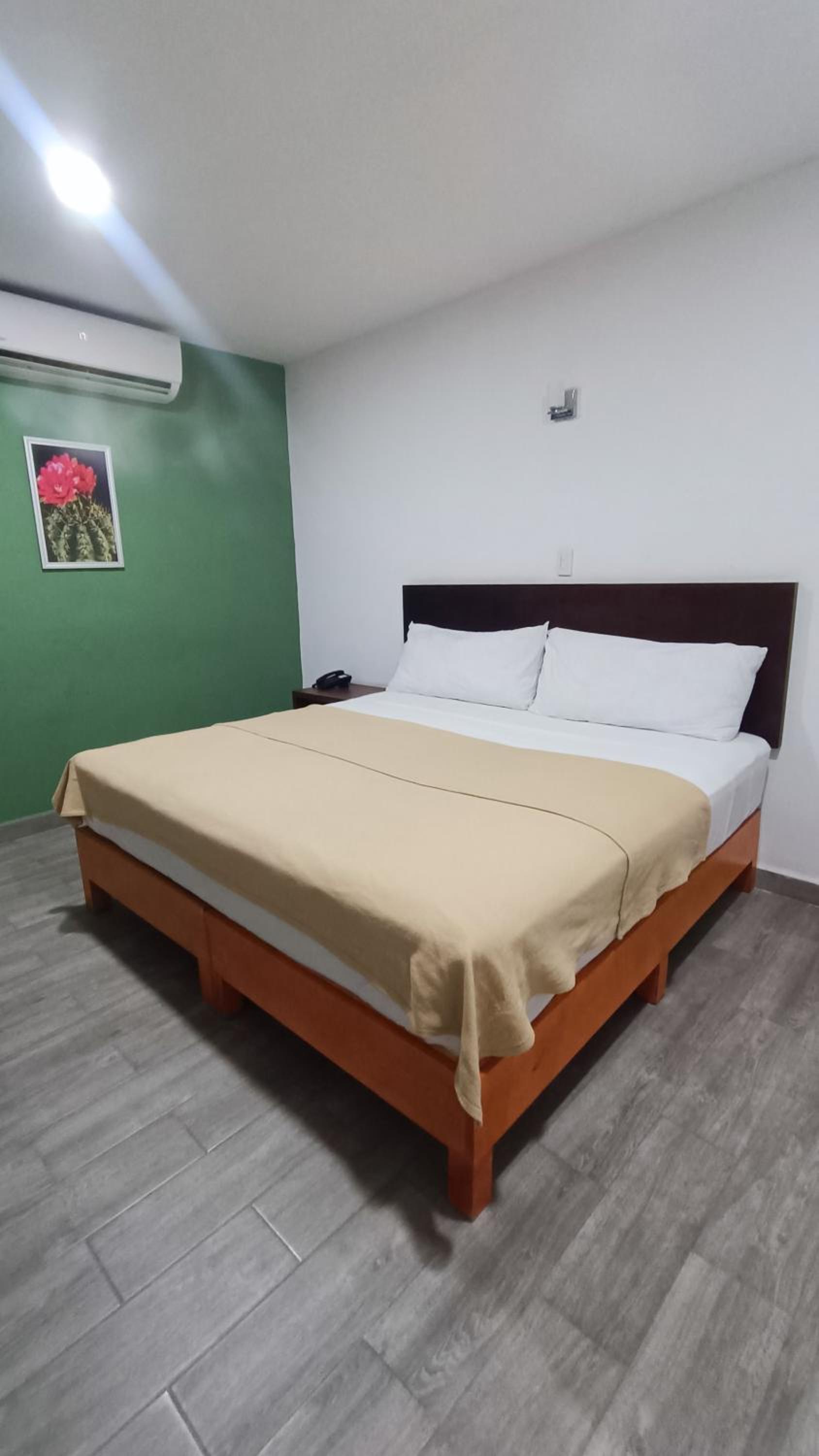 Double Room - Photo 1