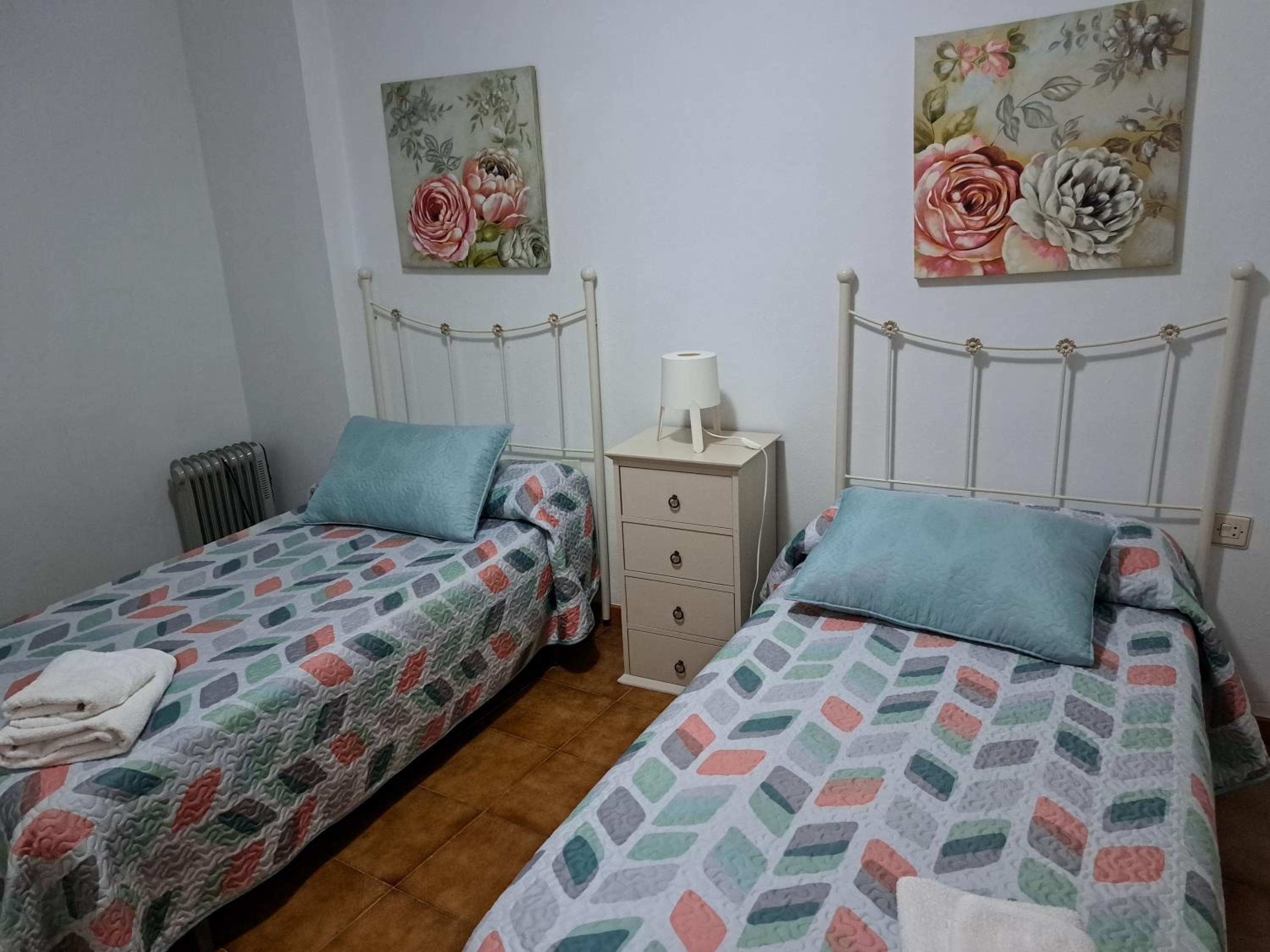 Four-Bedroom House - Photo 18
