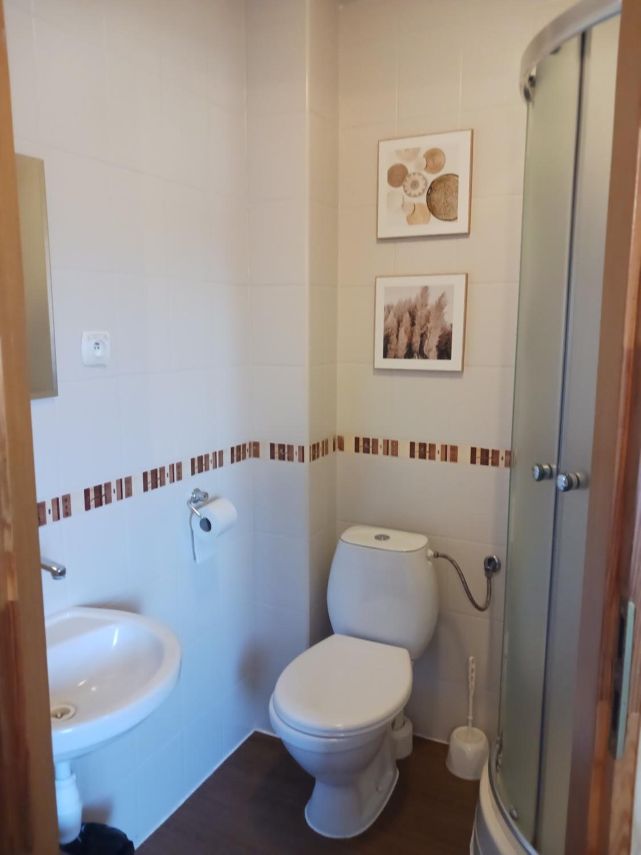 Small Single Room photo 2