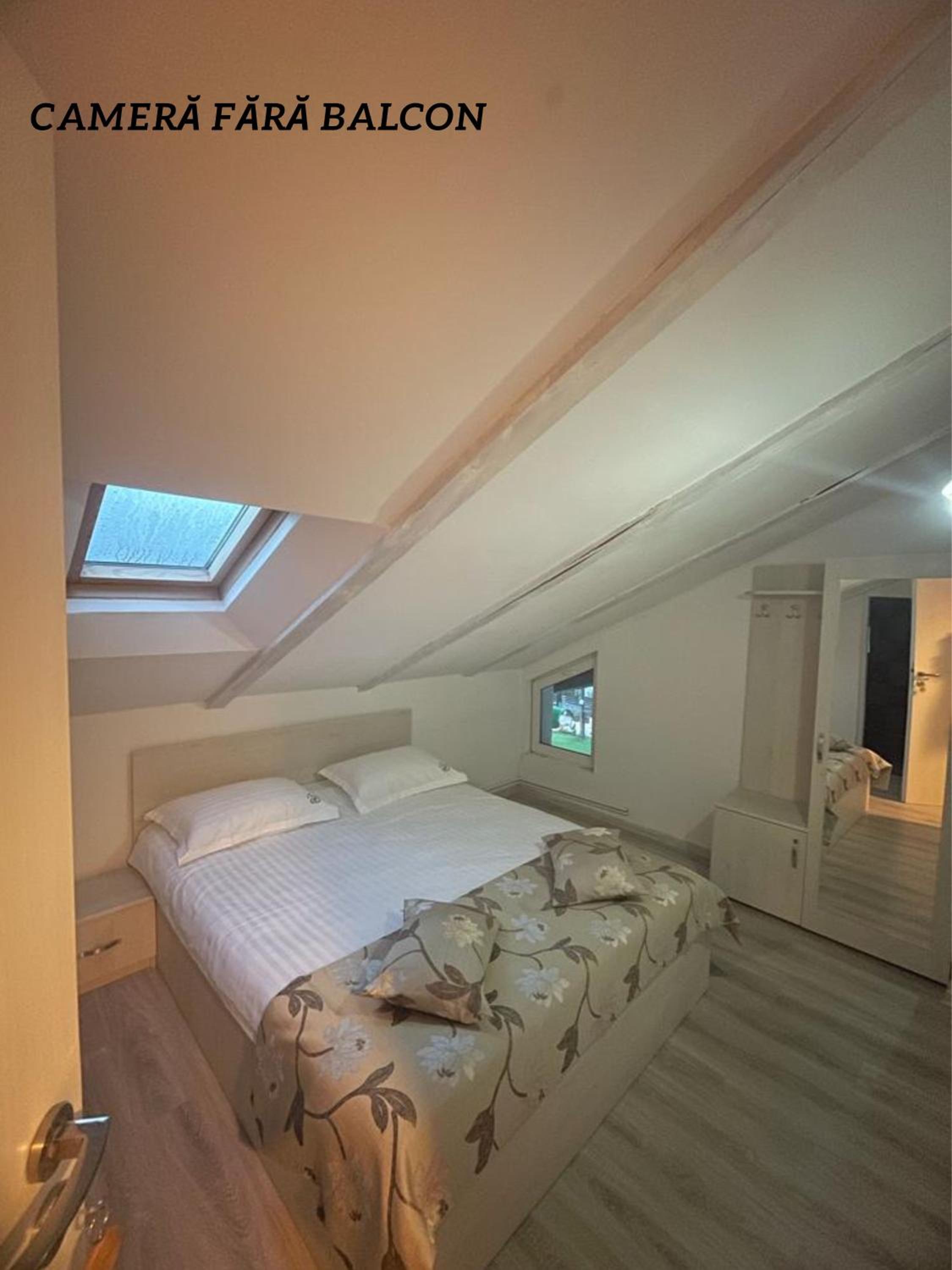 Budget Double Room photo 1