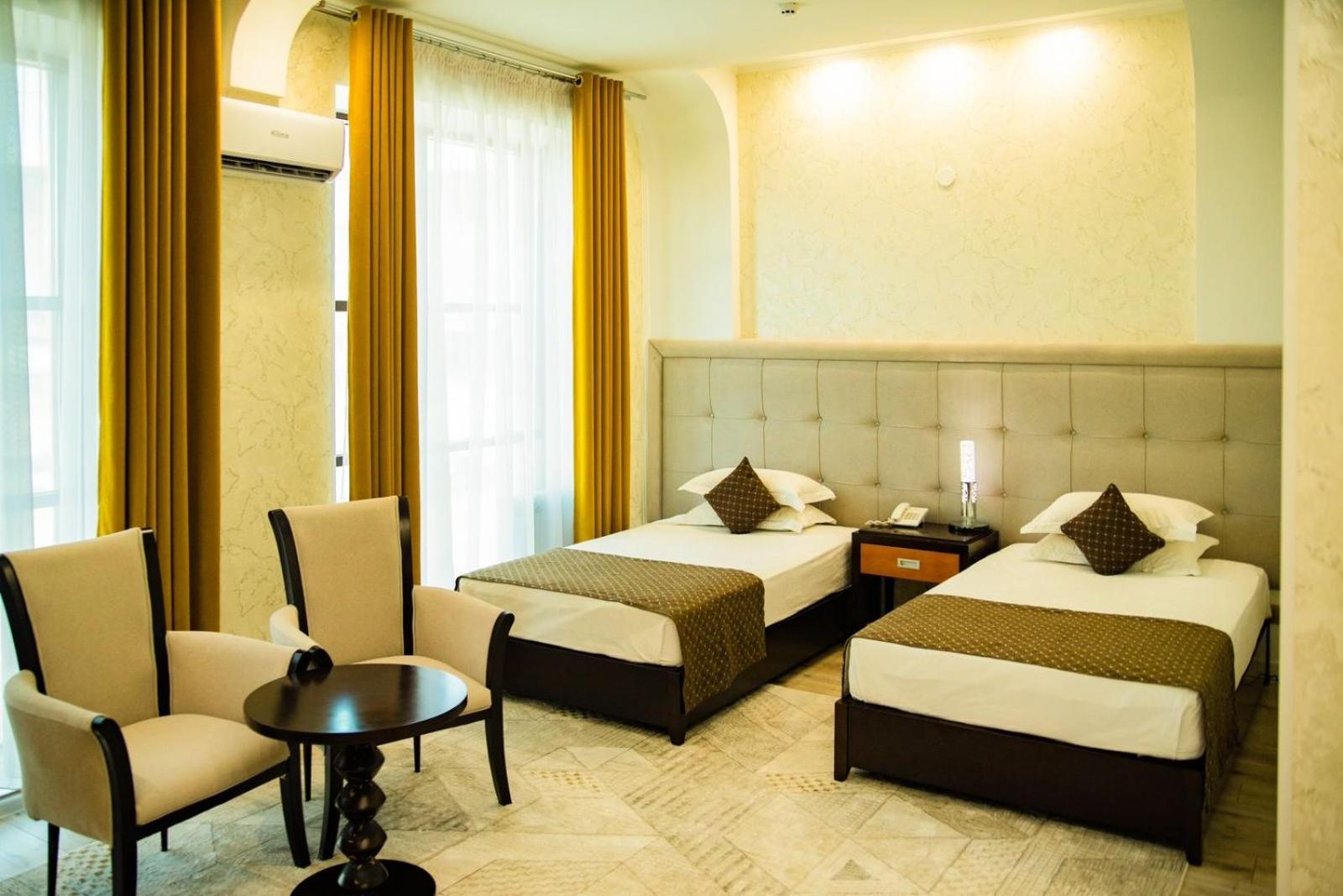Standard Twin Room