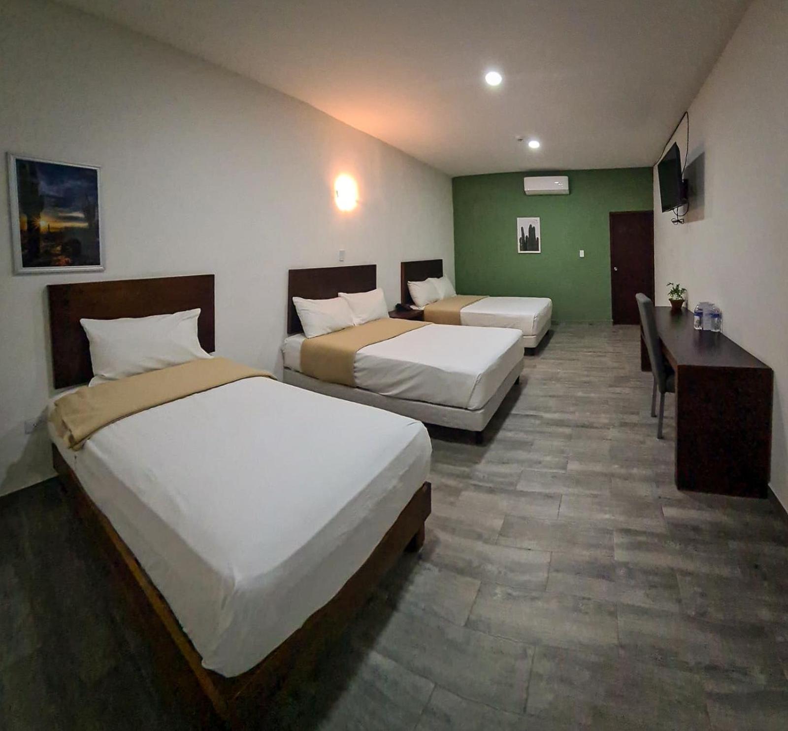 Triple Room - Photo 1