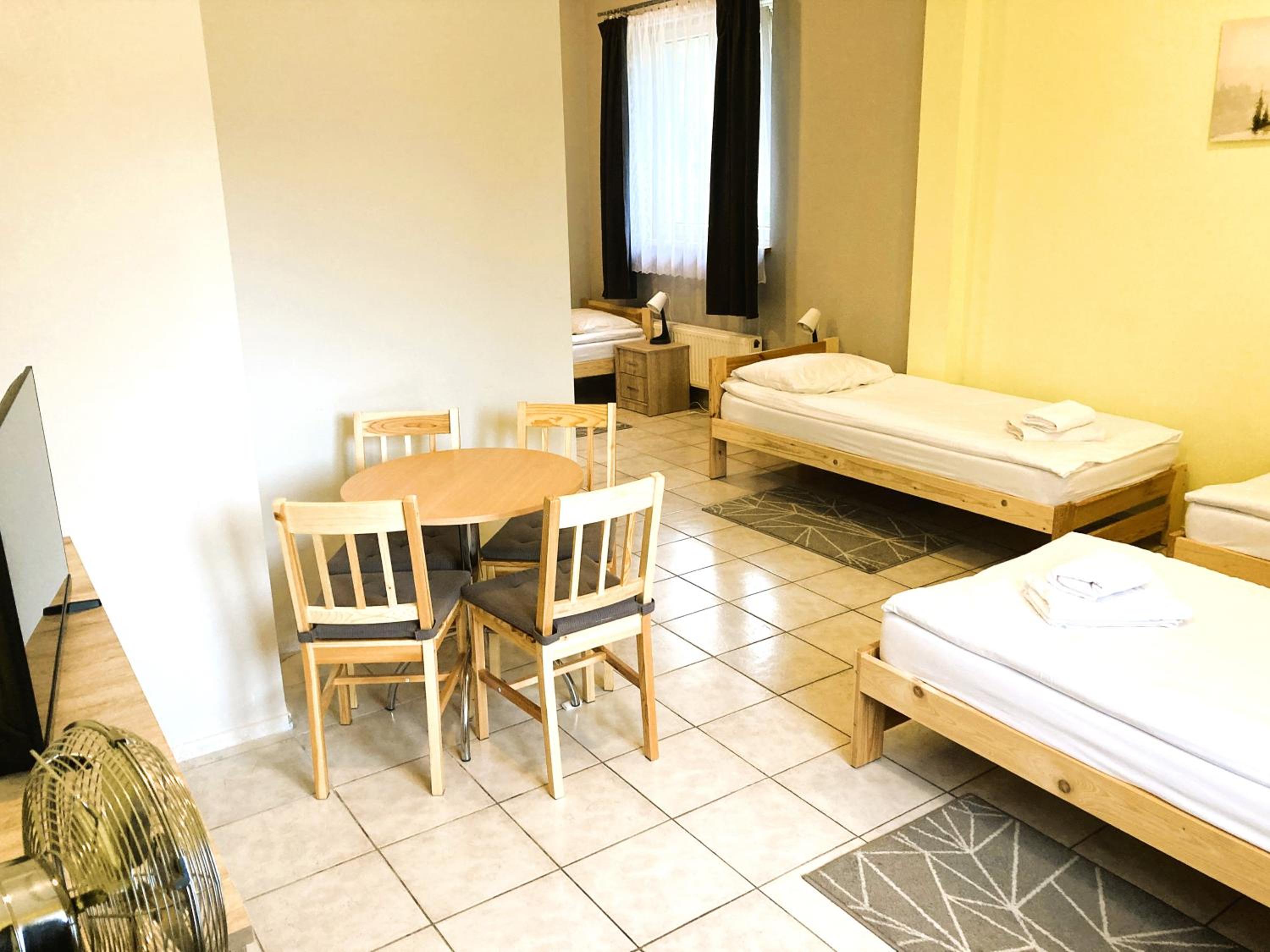 Quadruple Room with Bathroom photo 3