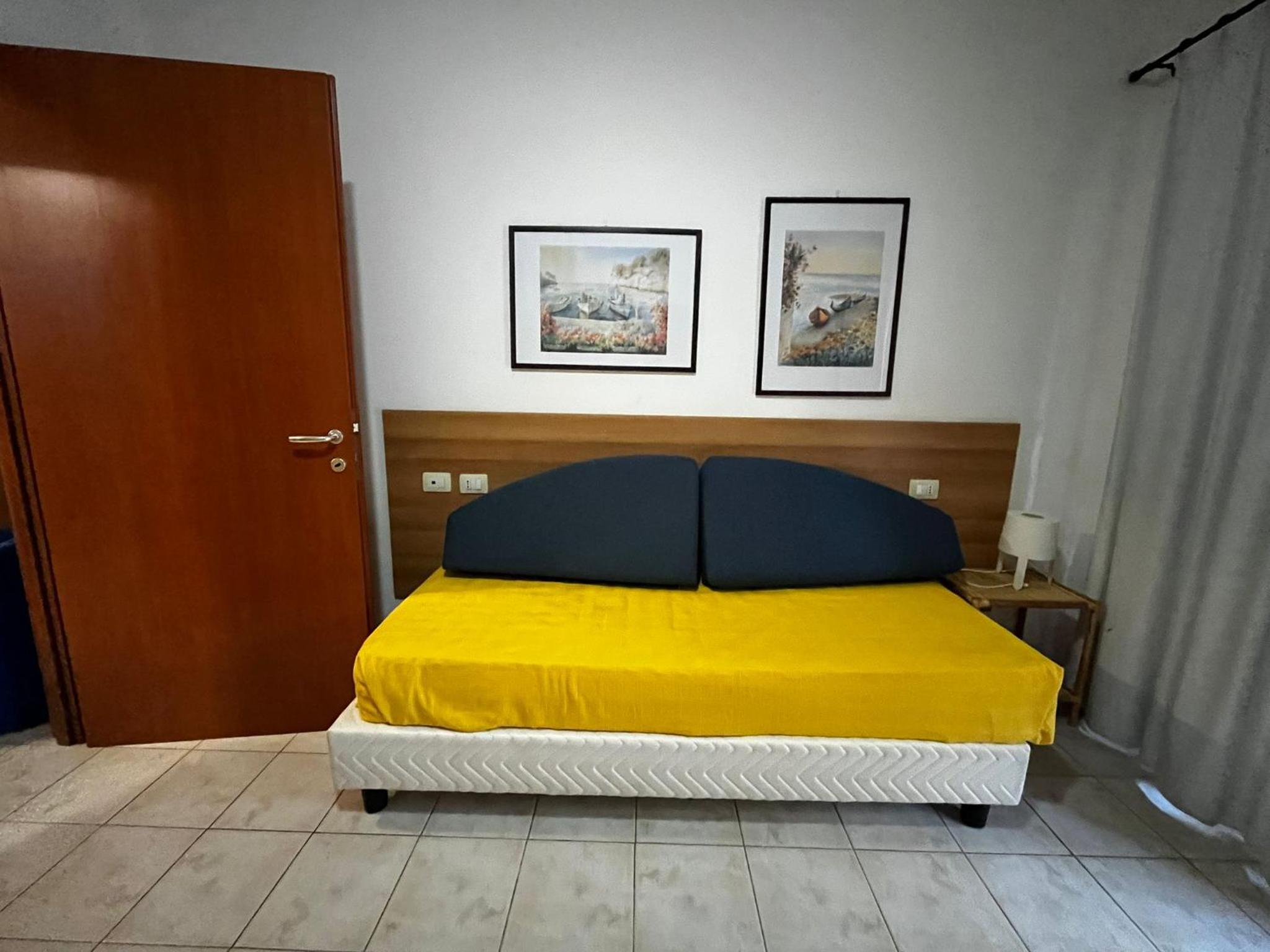 One-Bedroom Apartment photo 2