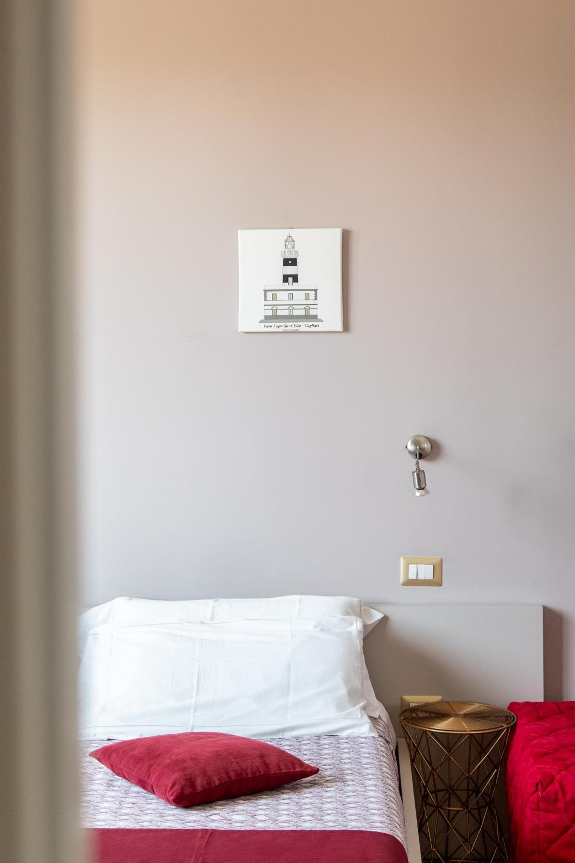 Double or Twin Room - Photo 11