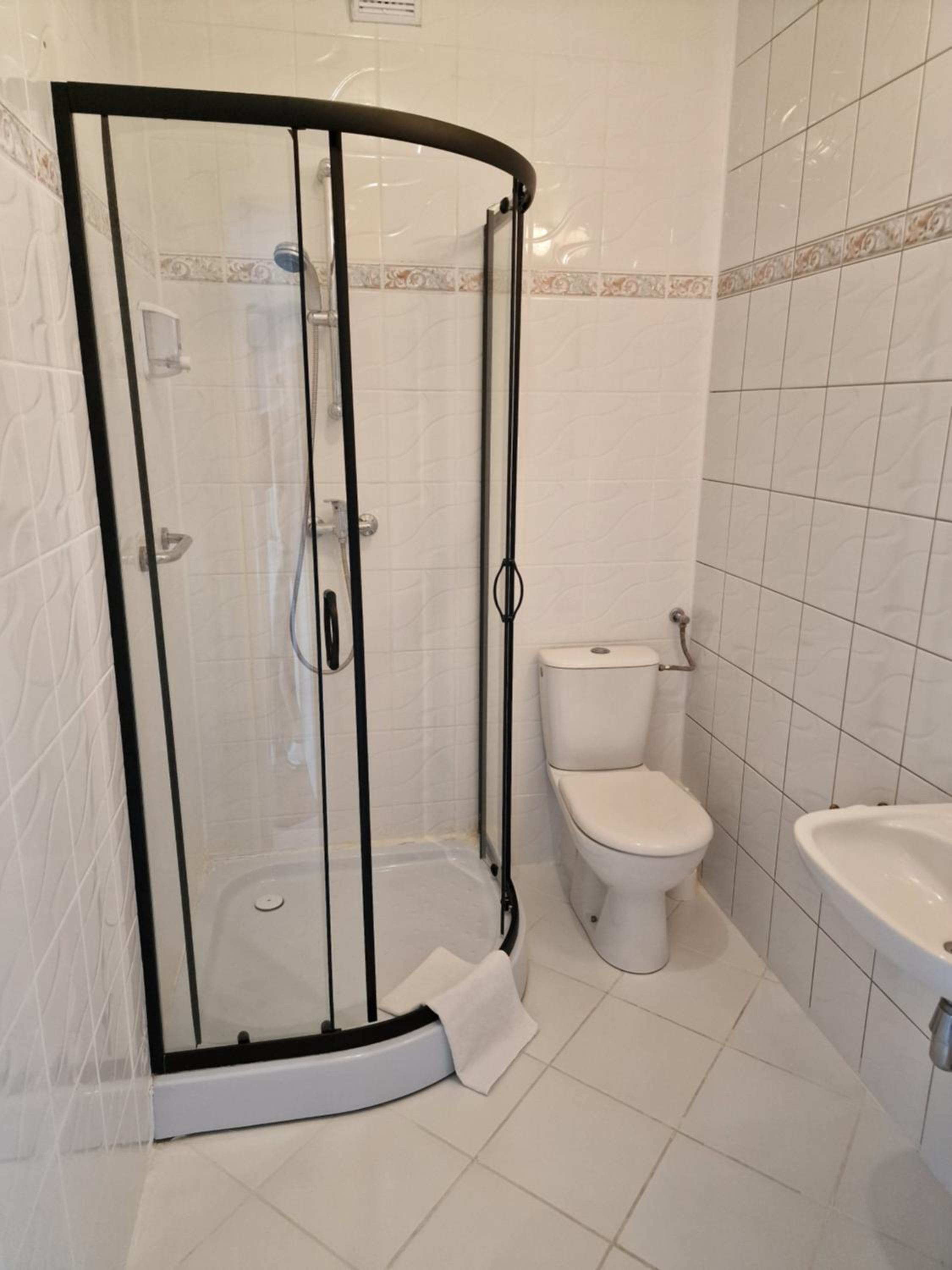 Triple Room - Photo 7