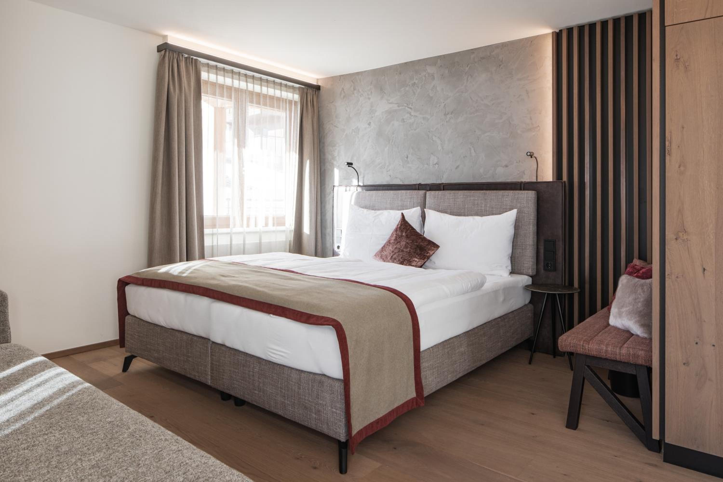 Junior Suite with Balcony photo 3