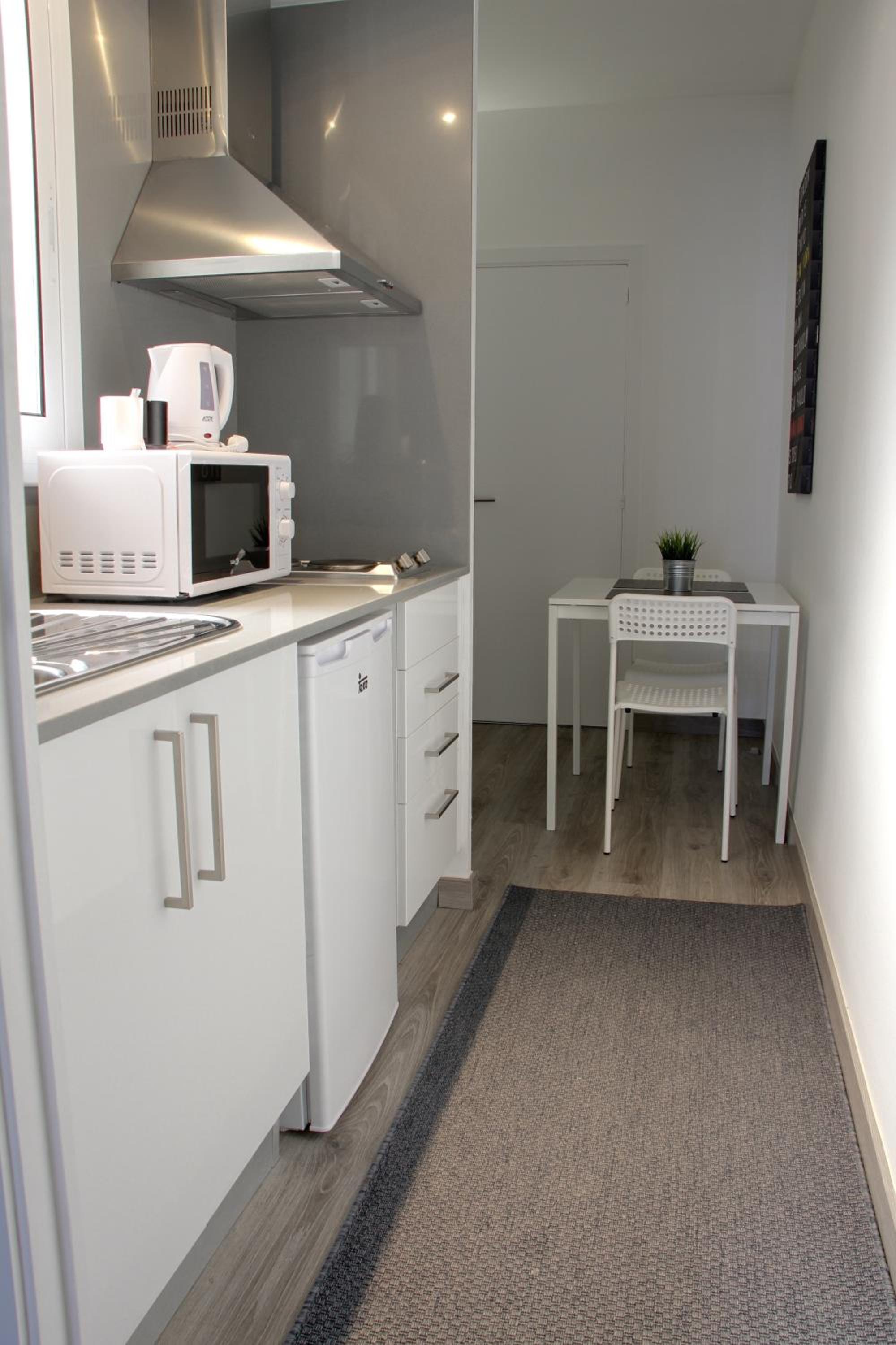 Double or Twin Room with Kitchenette photo 3