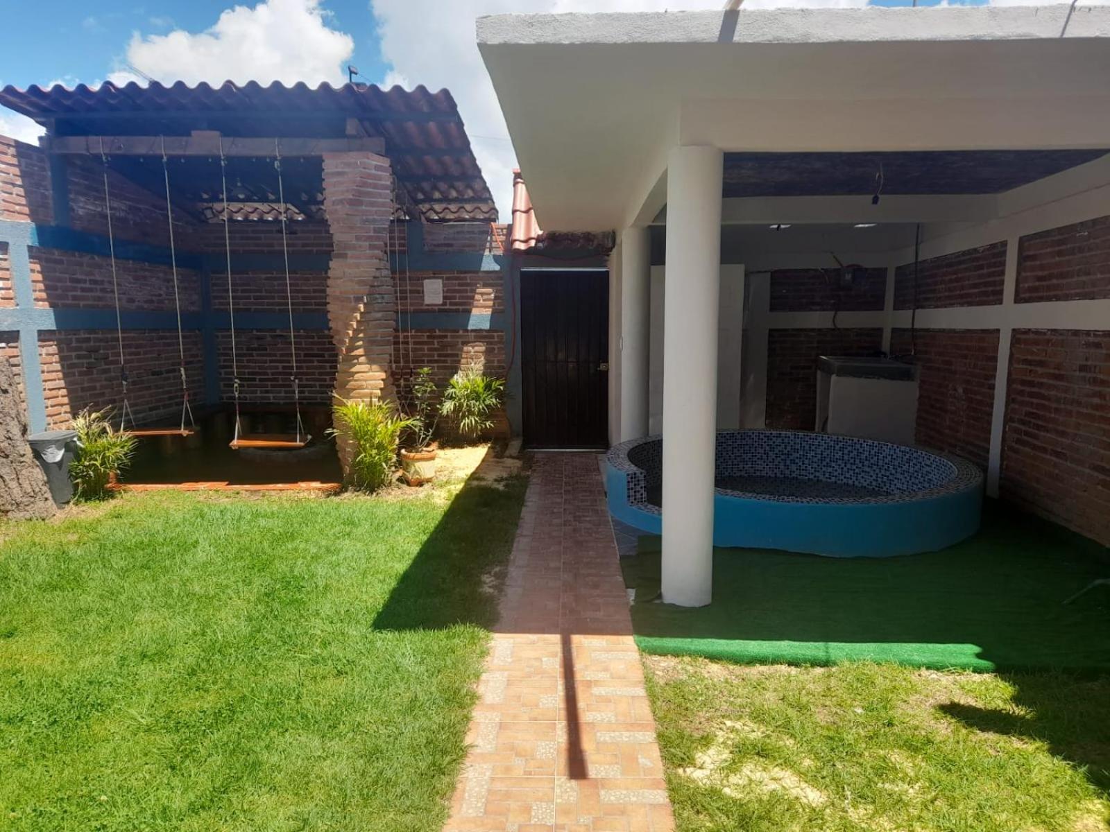 Four-Bedroom House photo 3