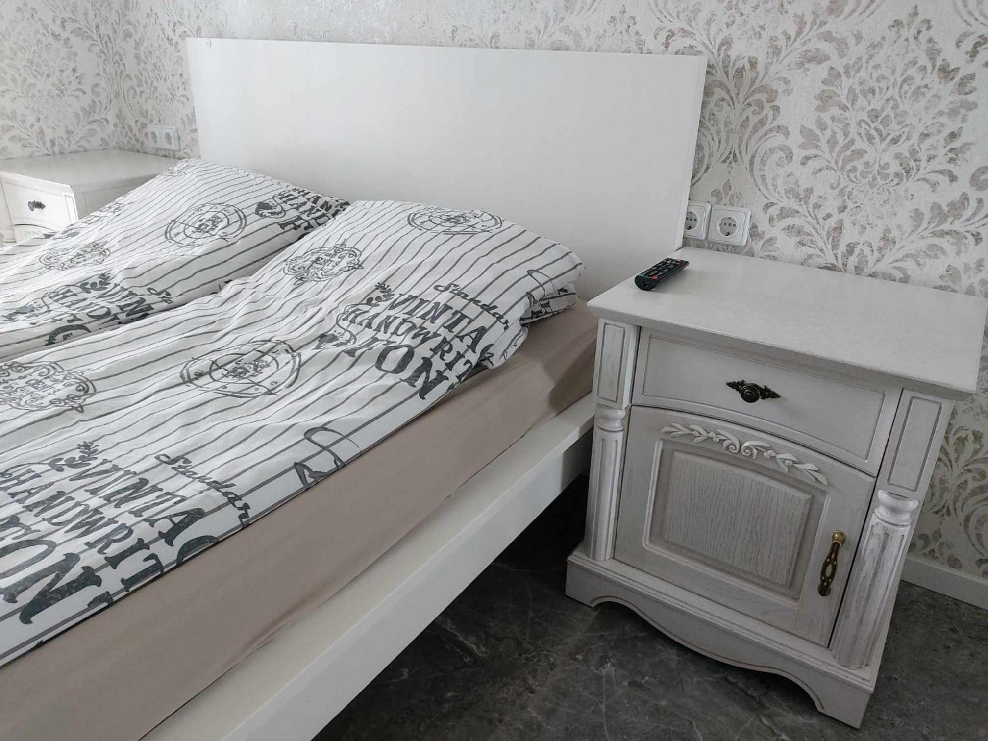 One-Bedroom Apartment - Photo 7