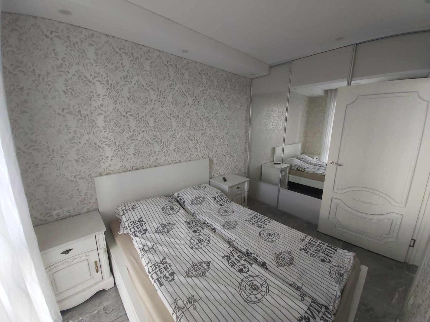 One-Bedroom Apartment - Photo 13