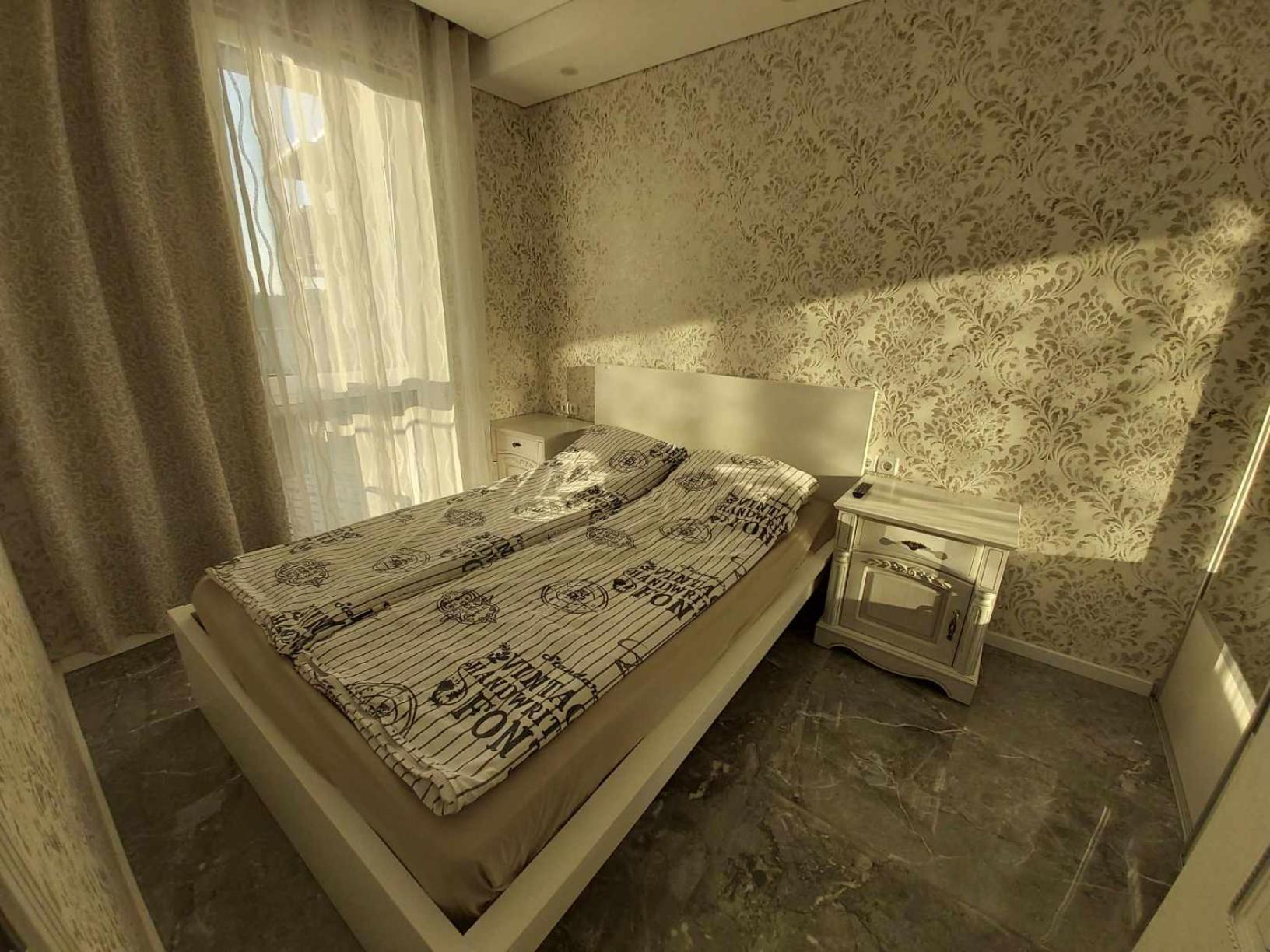 One-Bedroom Apartment - Photo 16