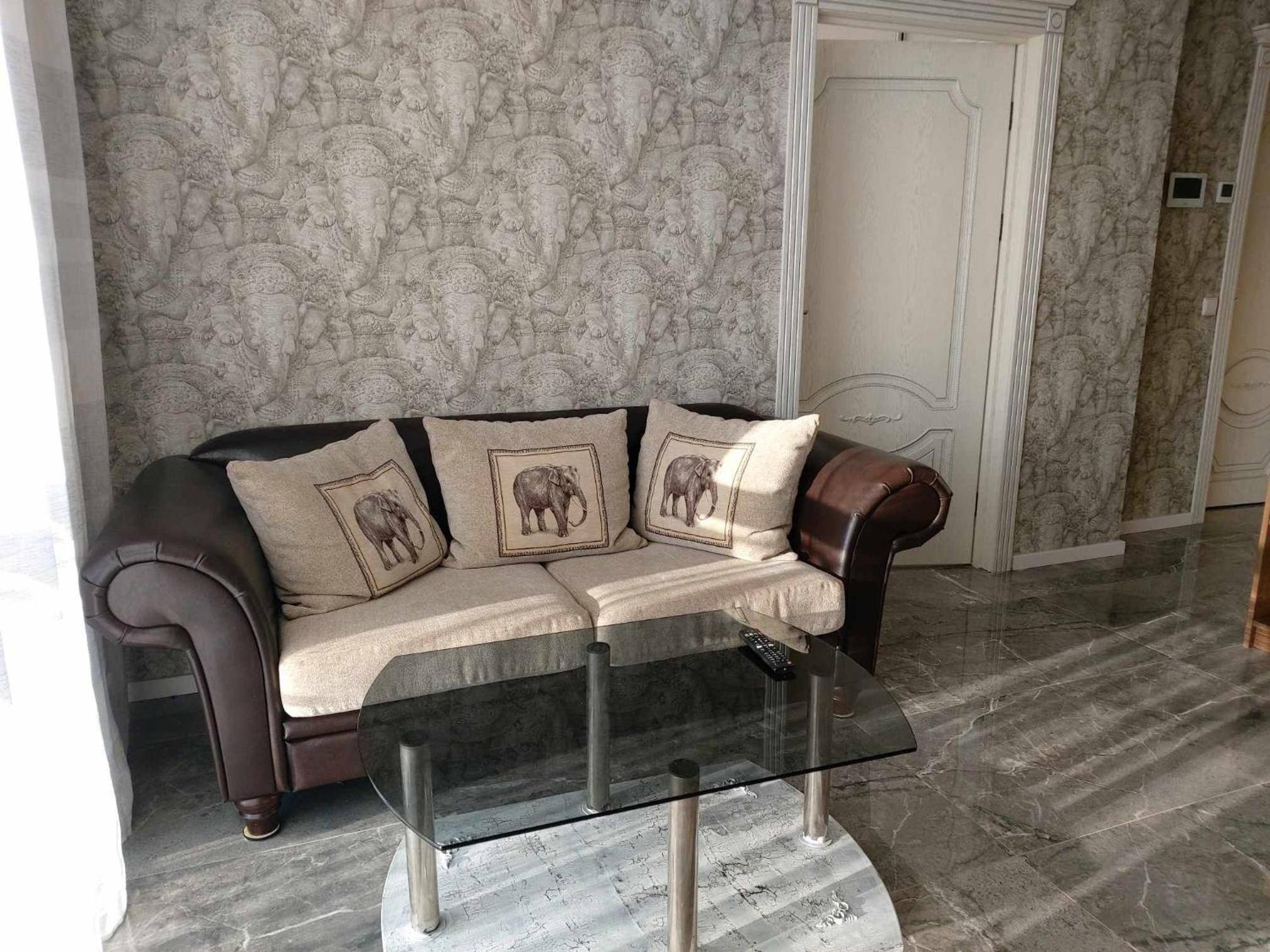 One-Bedroom Apartment - Photo 19