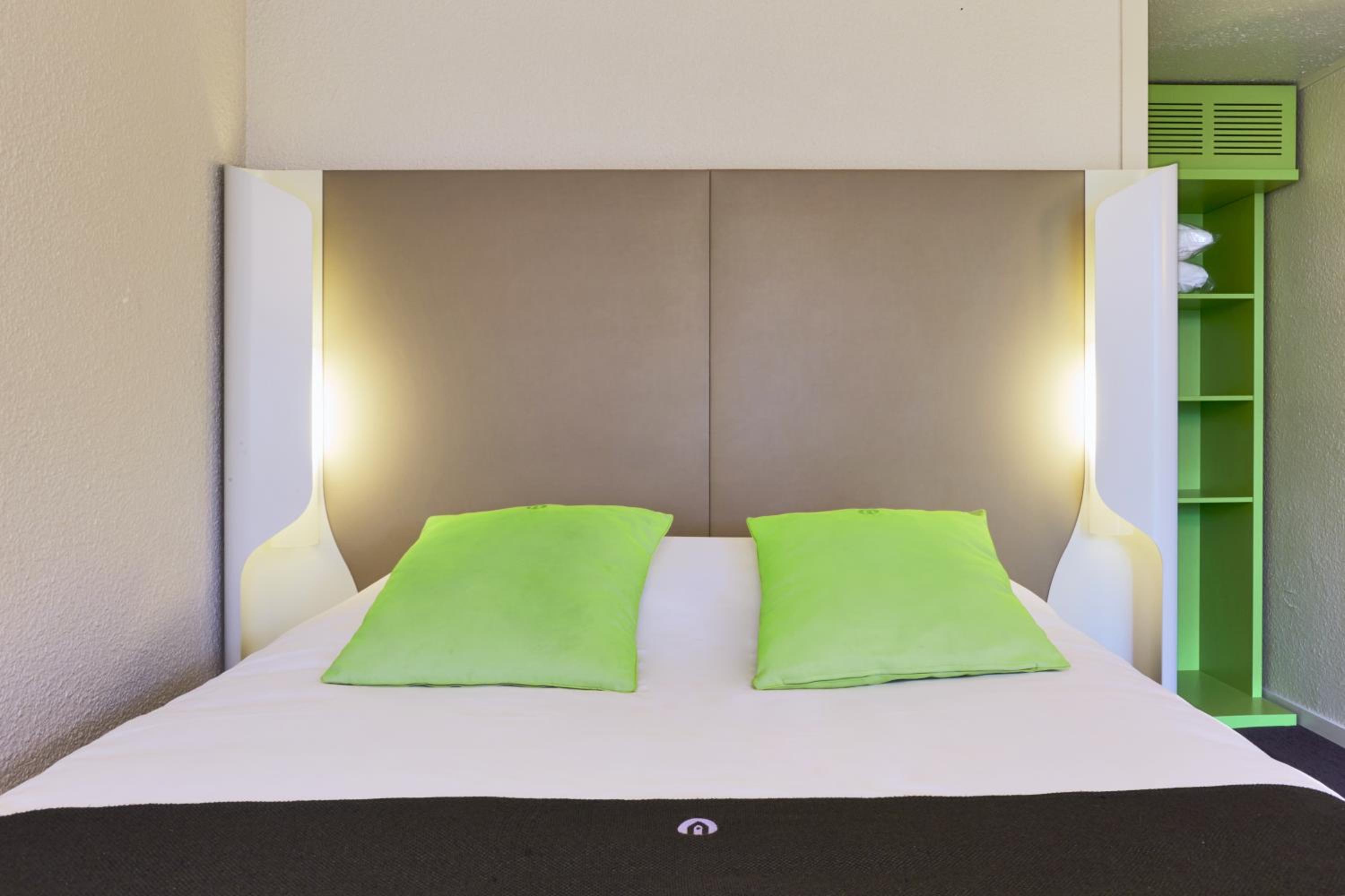 Standard Double Room - Photo 4