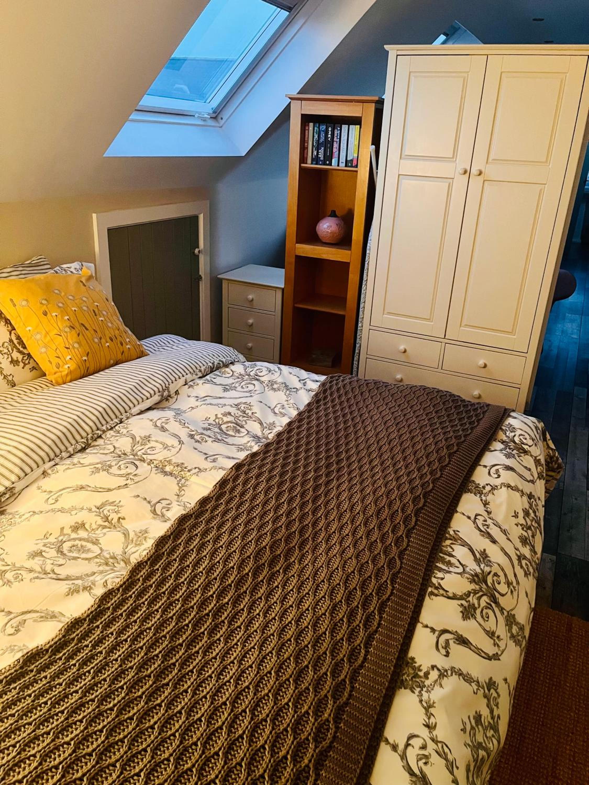 Studio Apartment photo 3