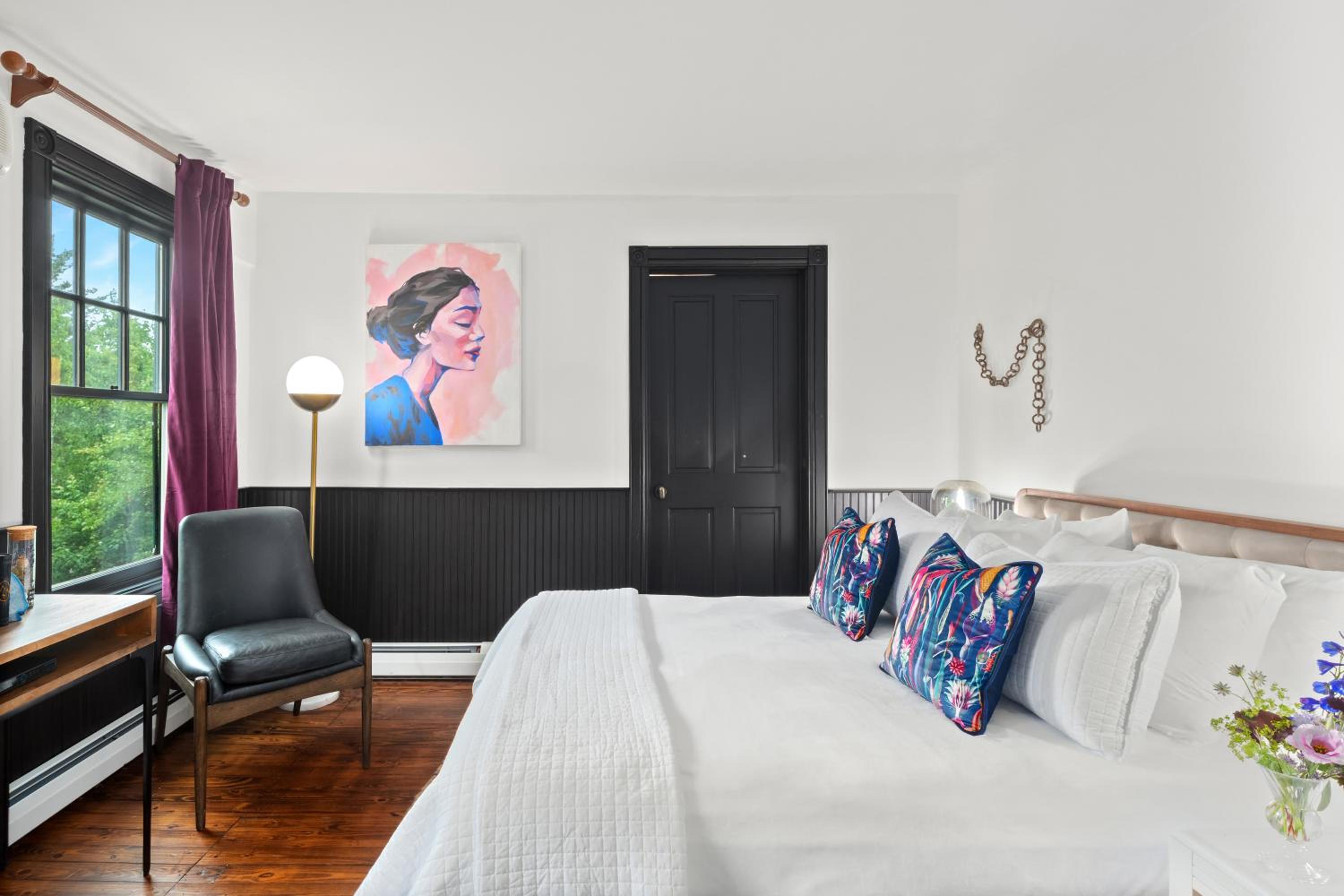 Standard Queen Room photo 2