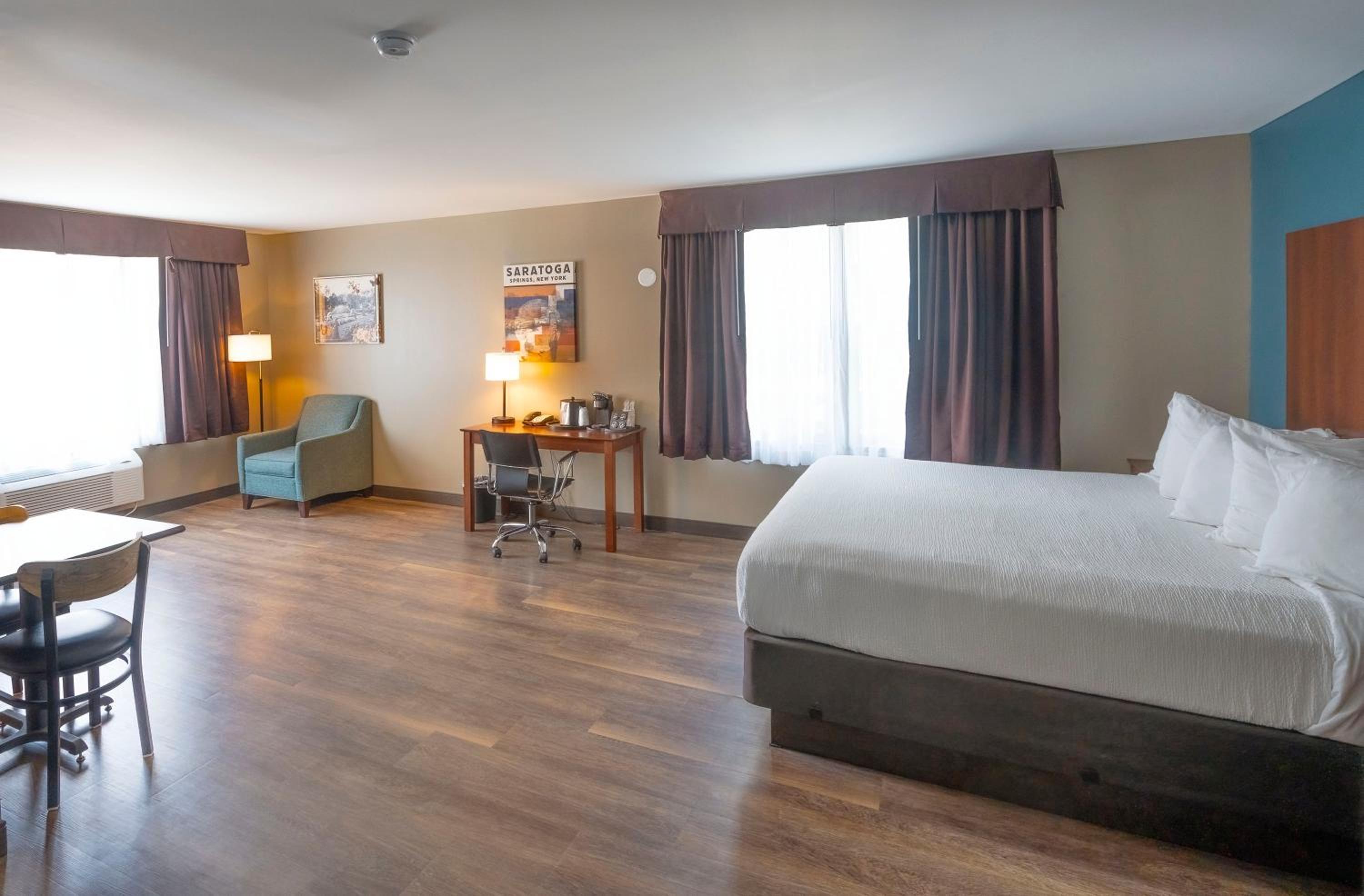 One Room Suite with Sofa bed - Non Smoking - Photo 1