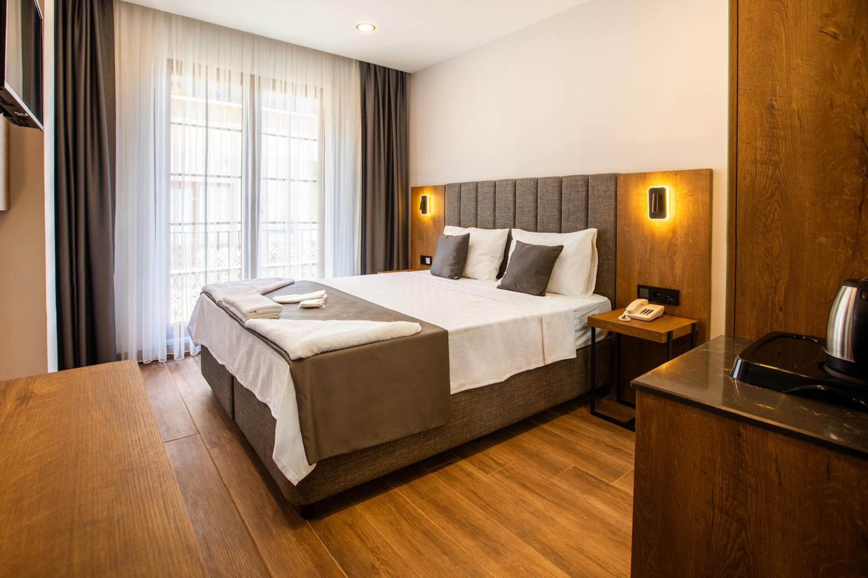 Budget Double Room photo 1