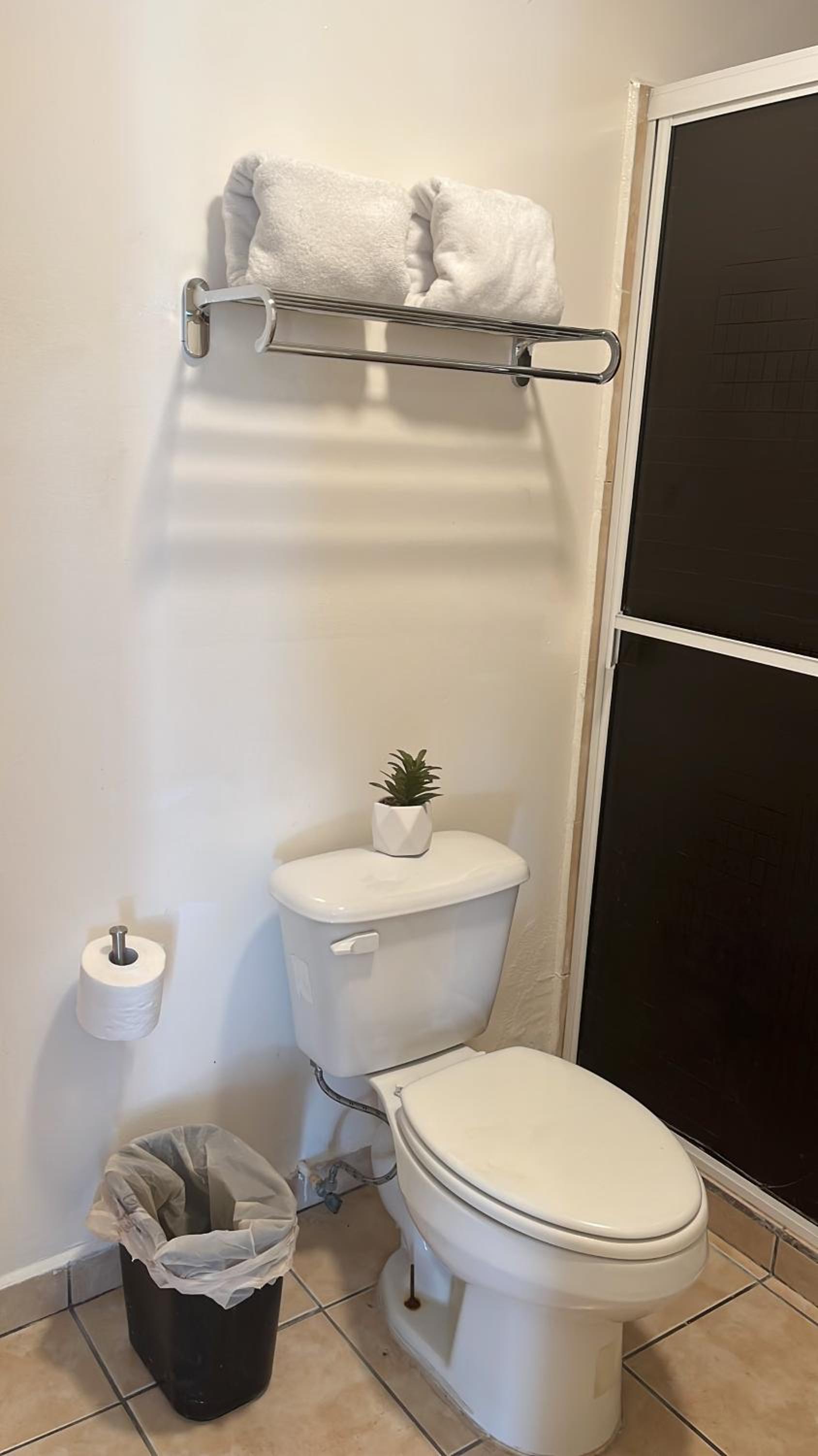 Double Room with Private Bathroom photo 3