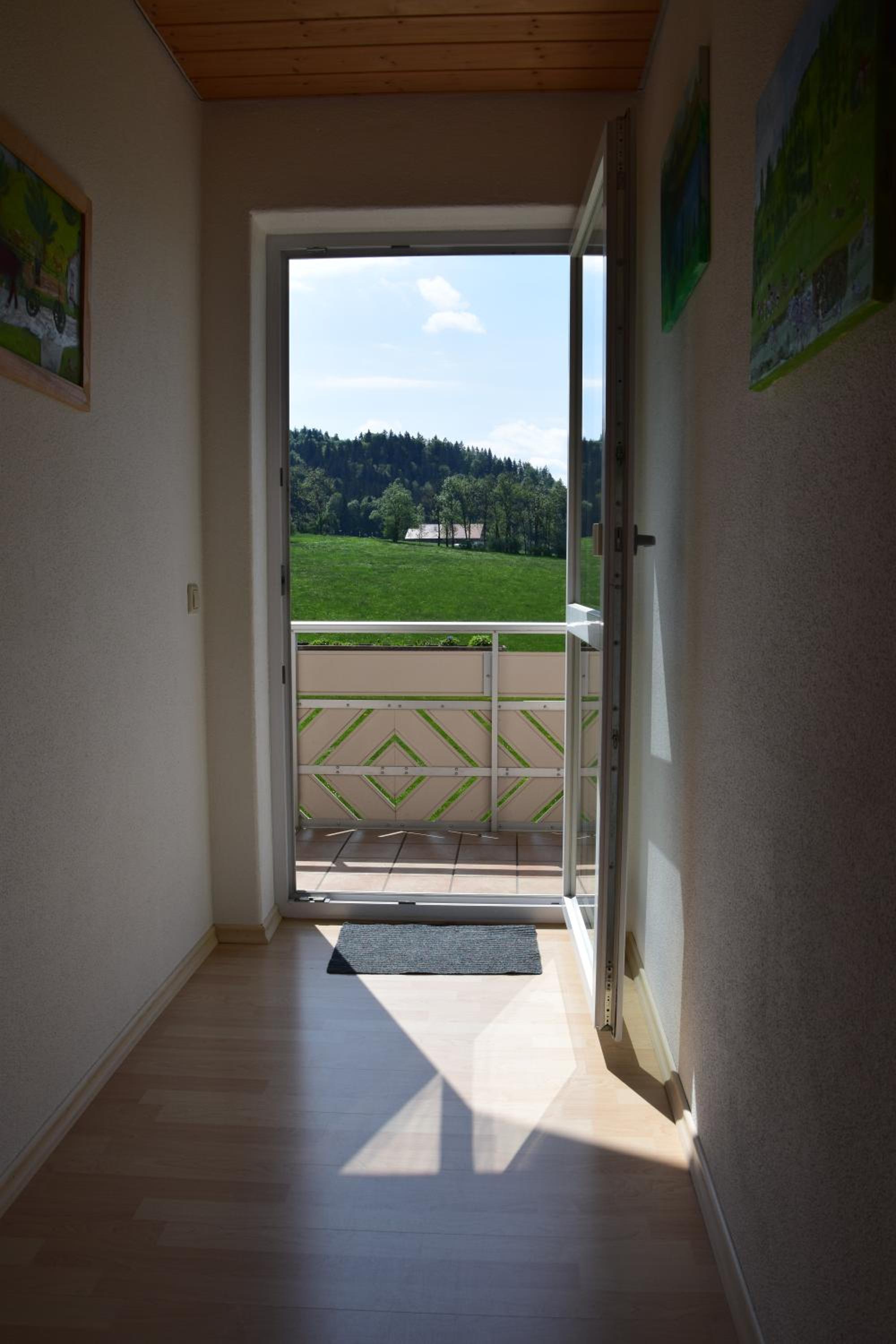 Apartment photo 2