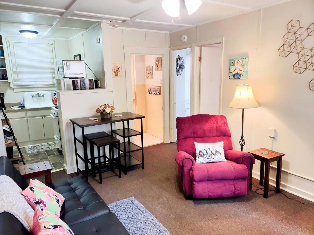Two-Bedroom House photo 1