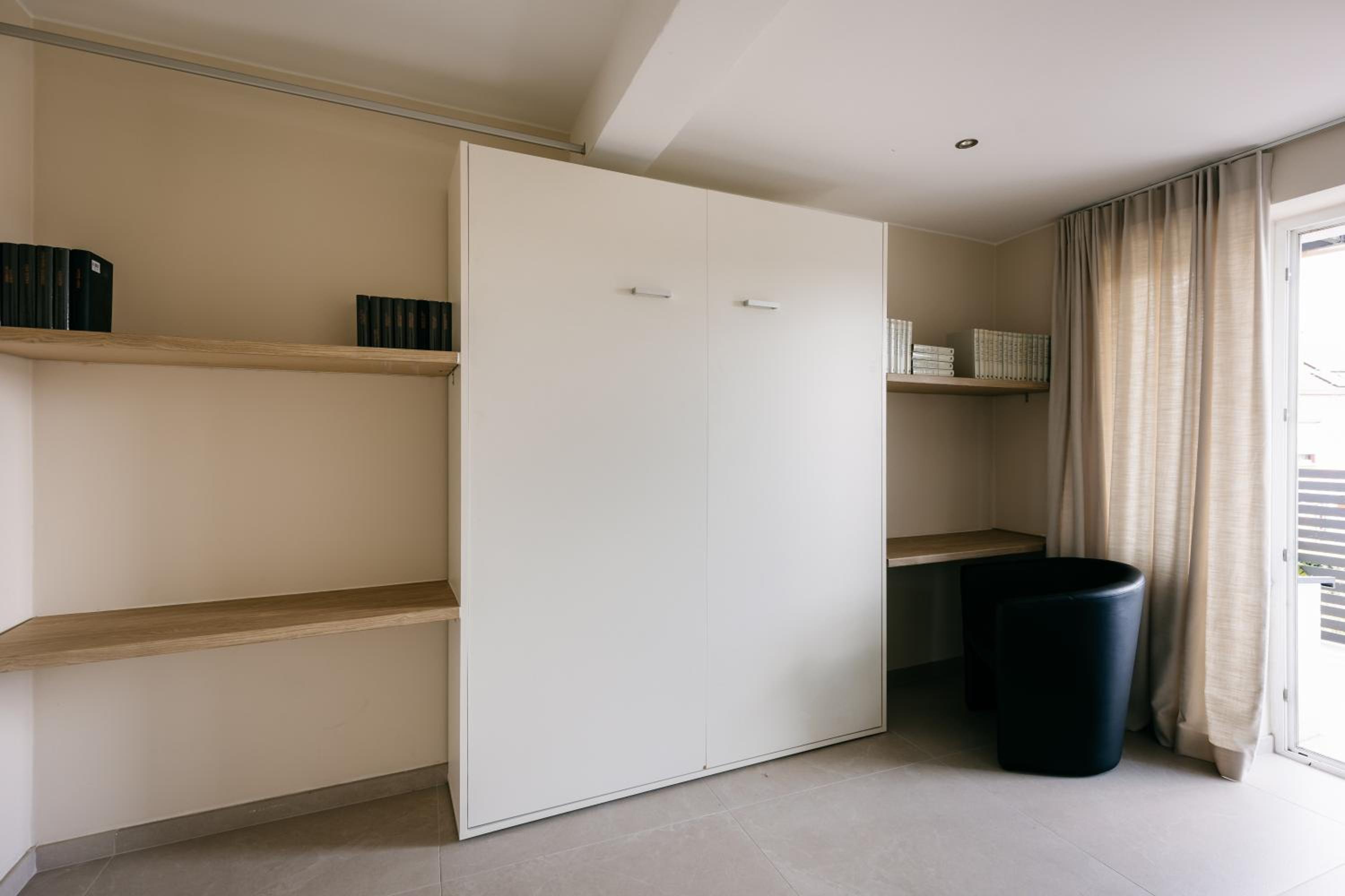 Deluxe Apartment photo 2