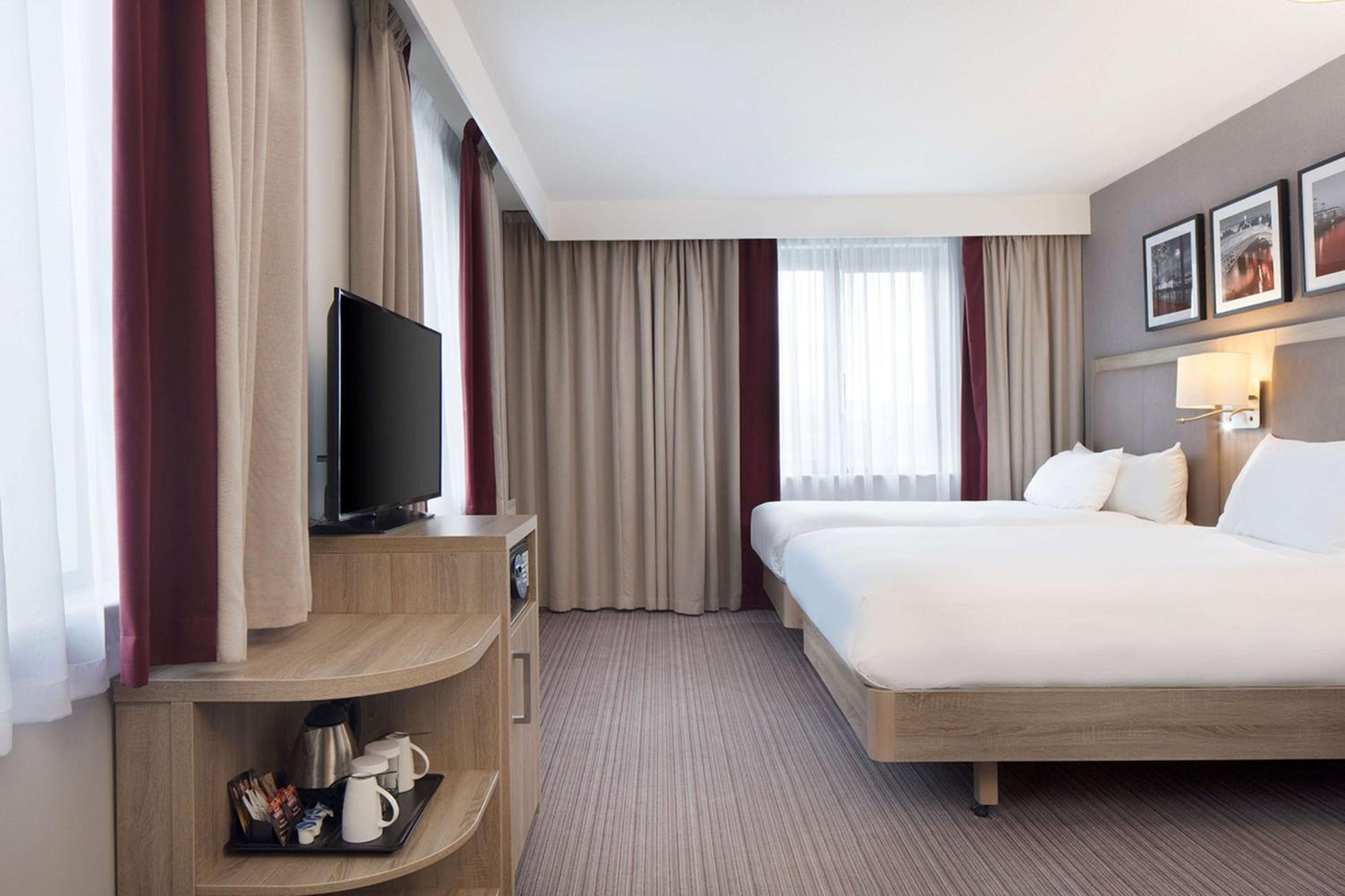 Twin Room with One Double and One Single Bed