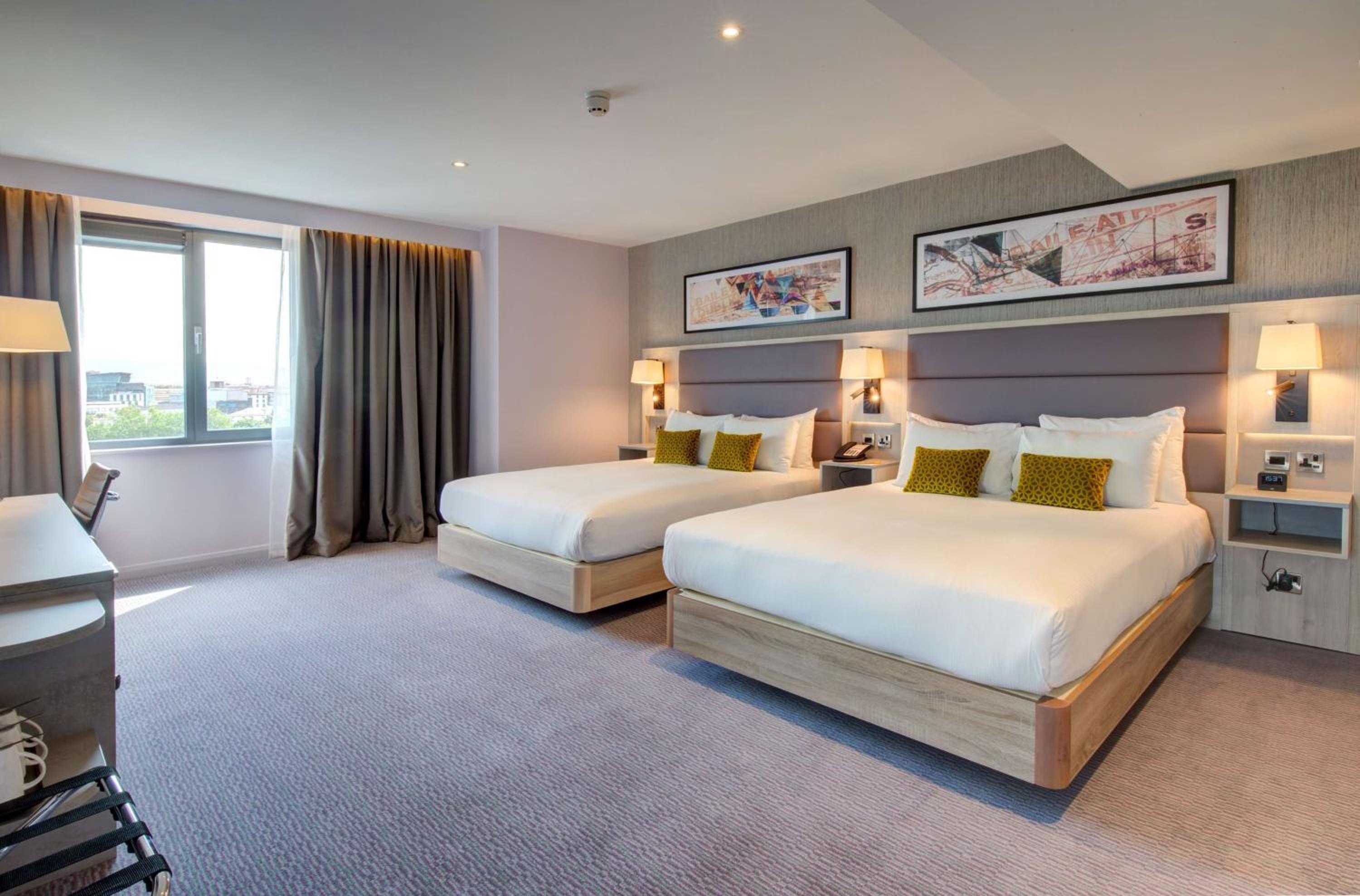 Deluxe Queen Room with Two Queen Beds and River View