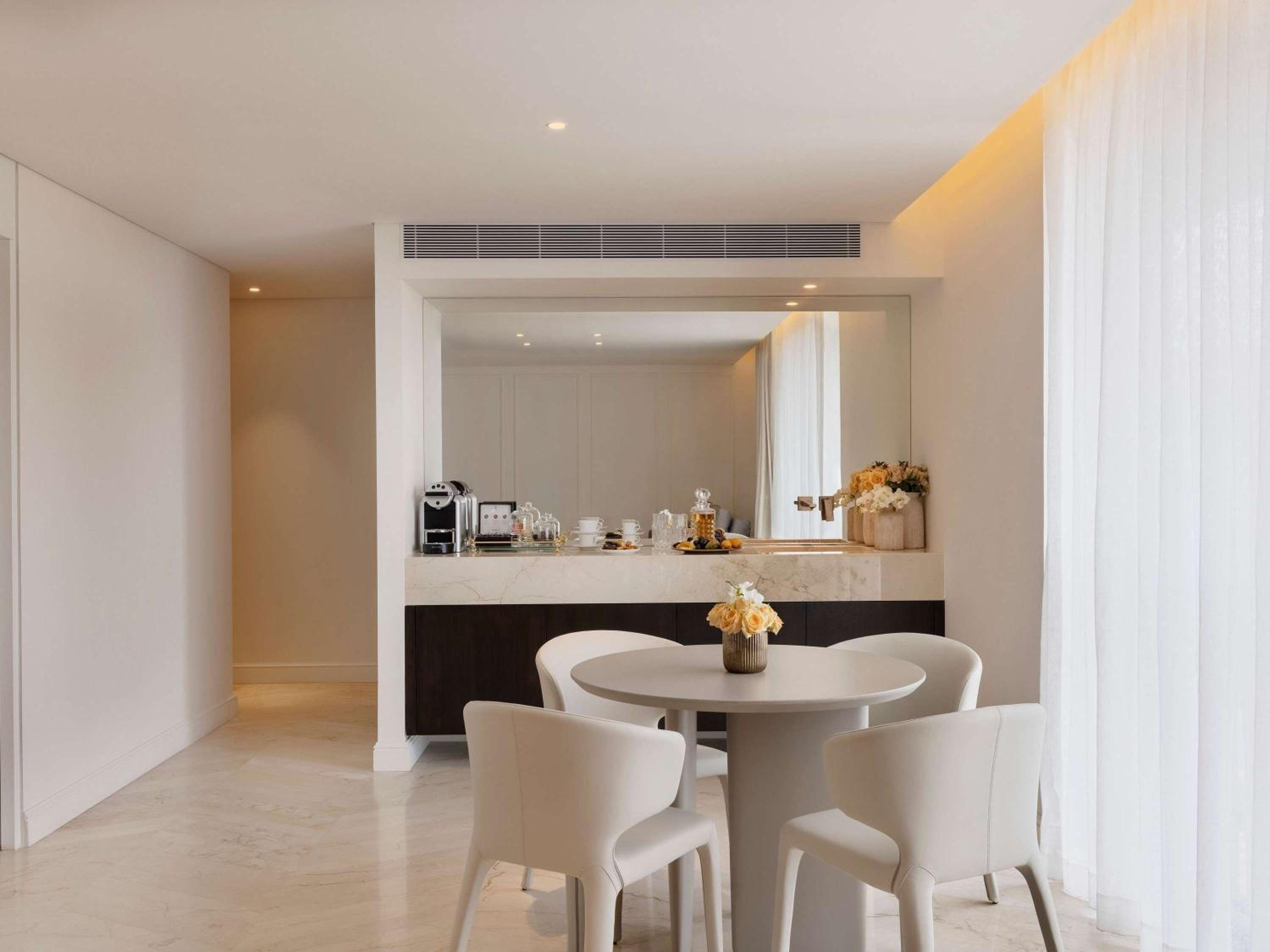 One Bedroom Suite with One King Bed or Twin Beds and Sofa Bed - Photo 6