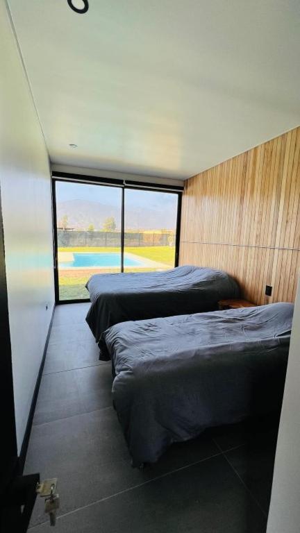 Four-Bedroom House photo 2