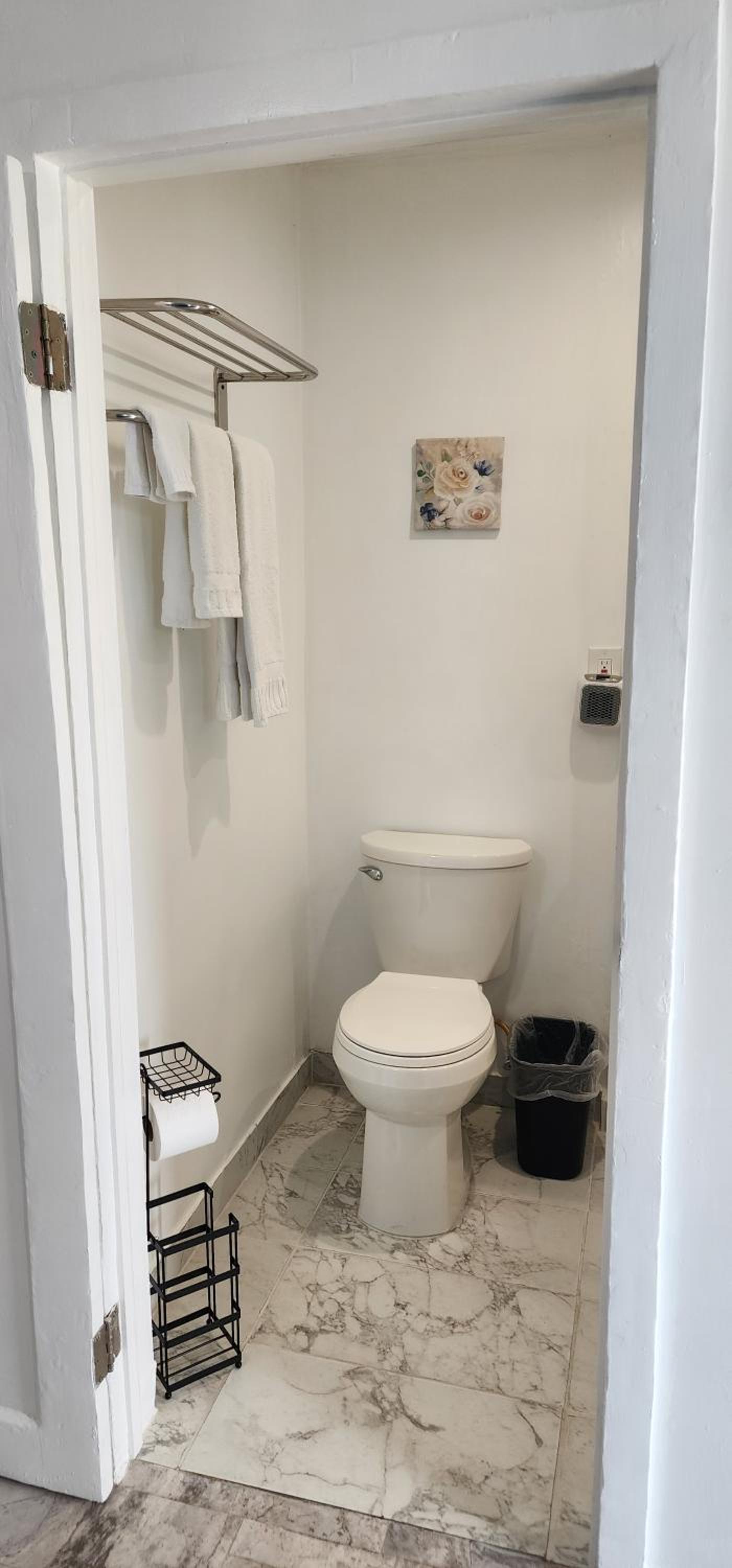 Deluxe King Room photo 2