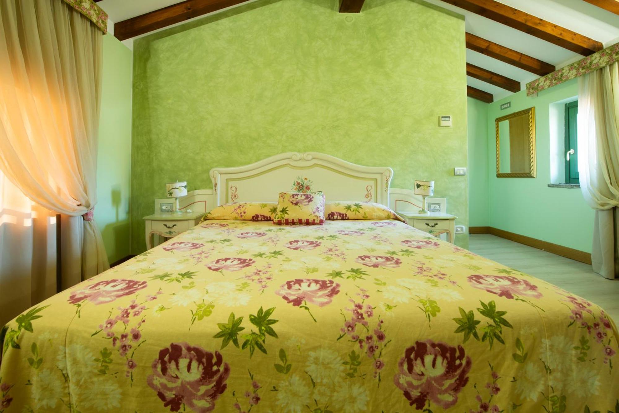 Family Suite - Photo 5