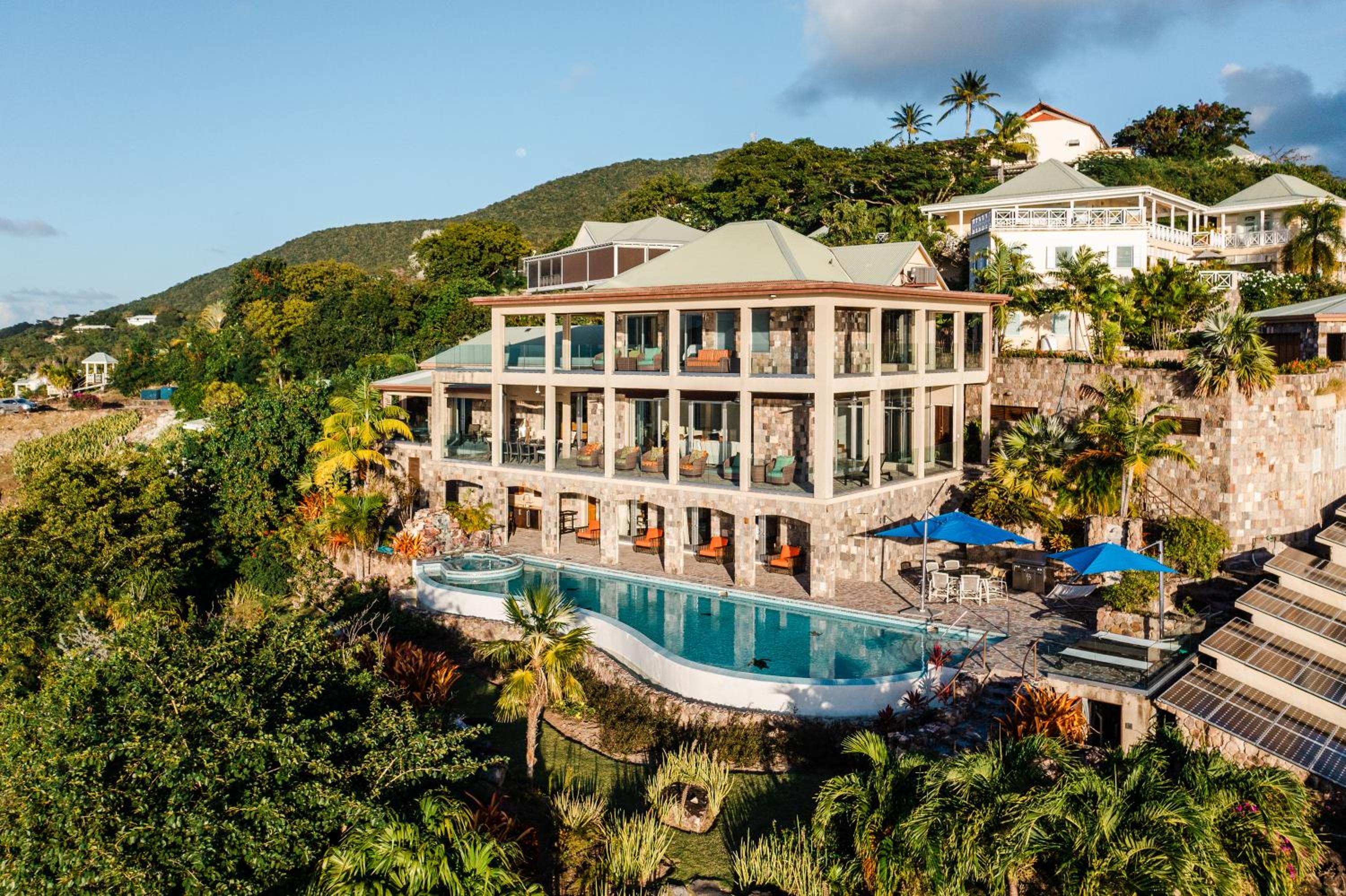 Villa with Sea View photo 3