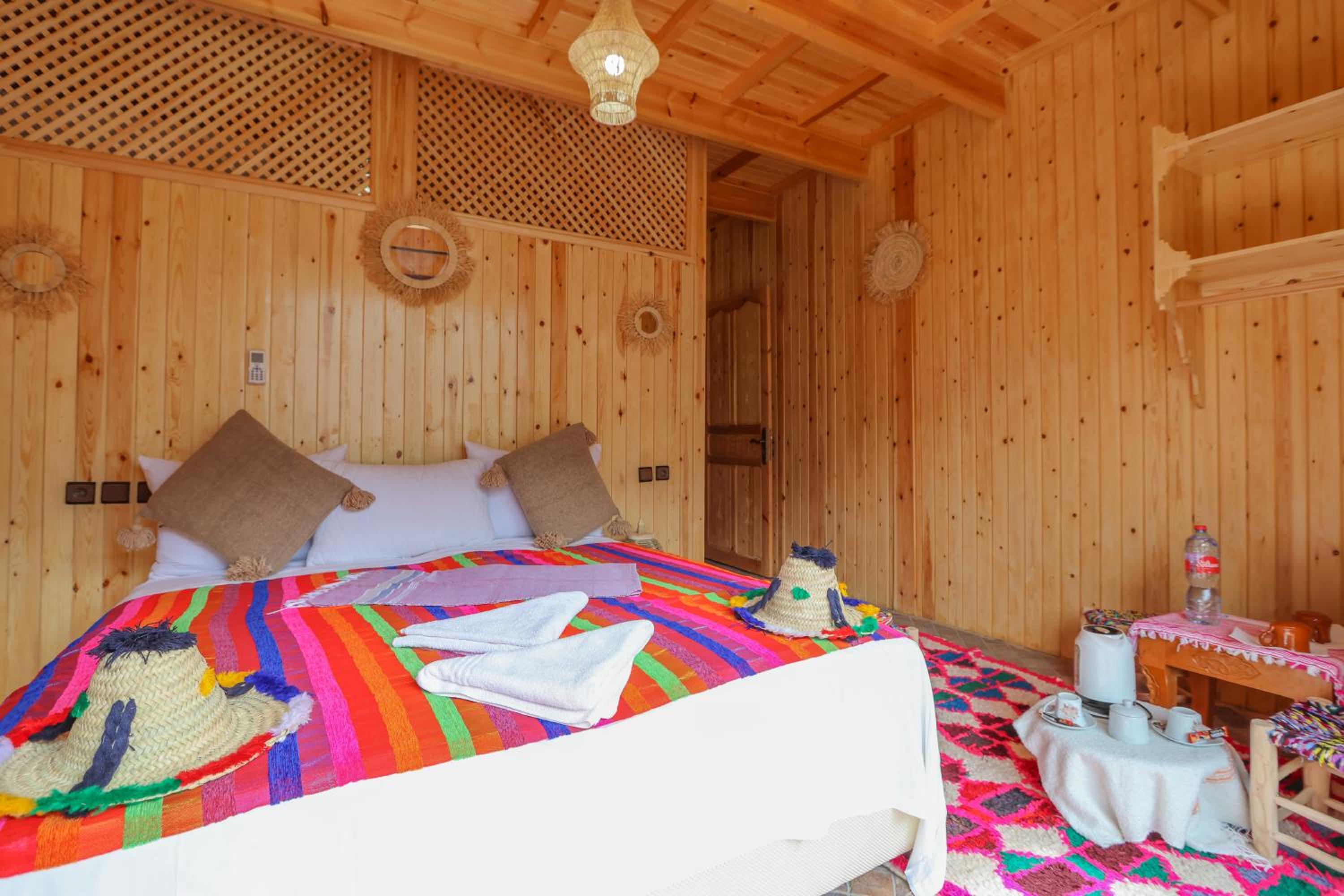 Deluxe Double or Twin Room with Mountain View