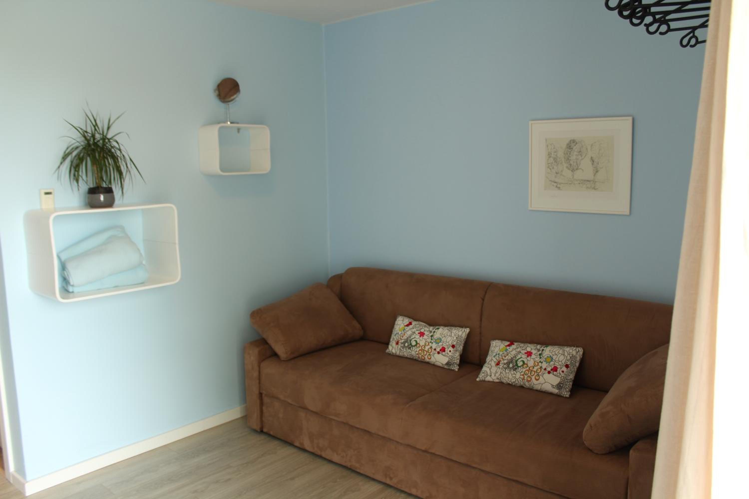 Family Room photo 2
