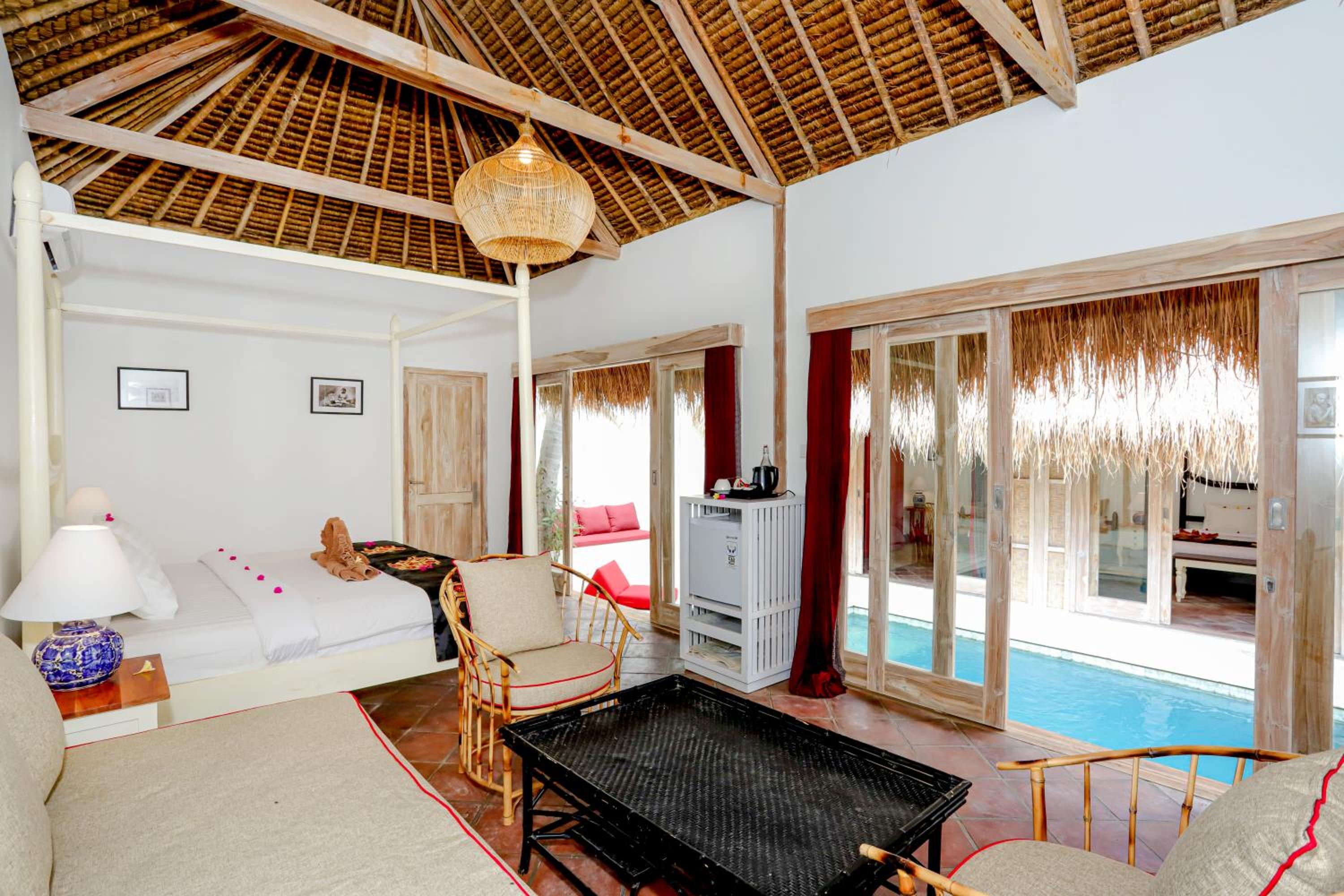 Two Bedroom Villa with Private Pool - Photo 9