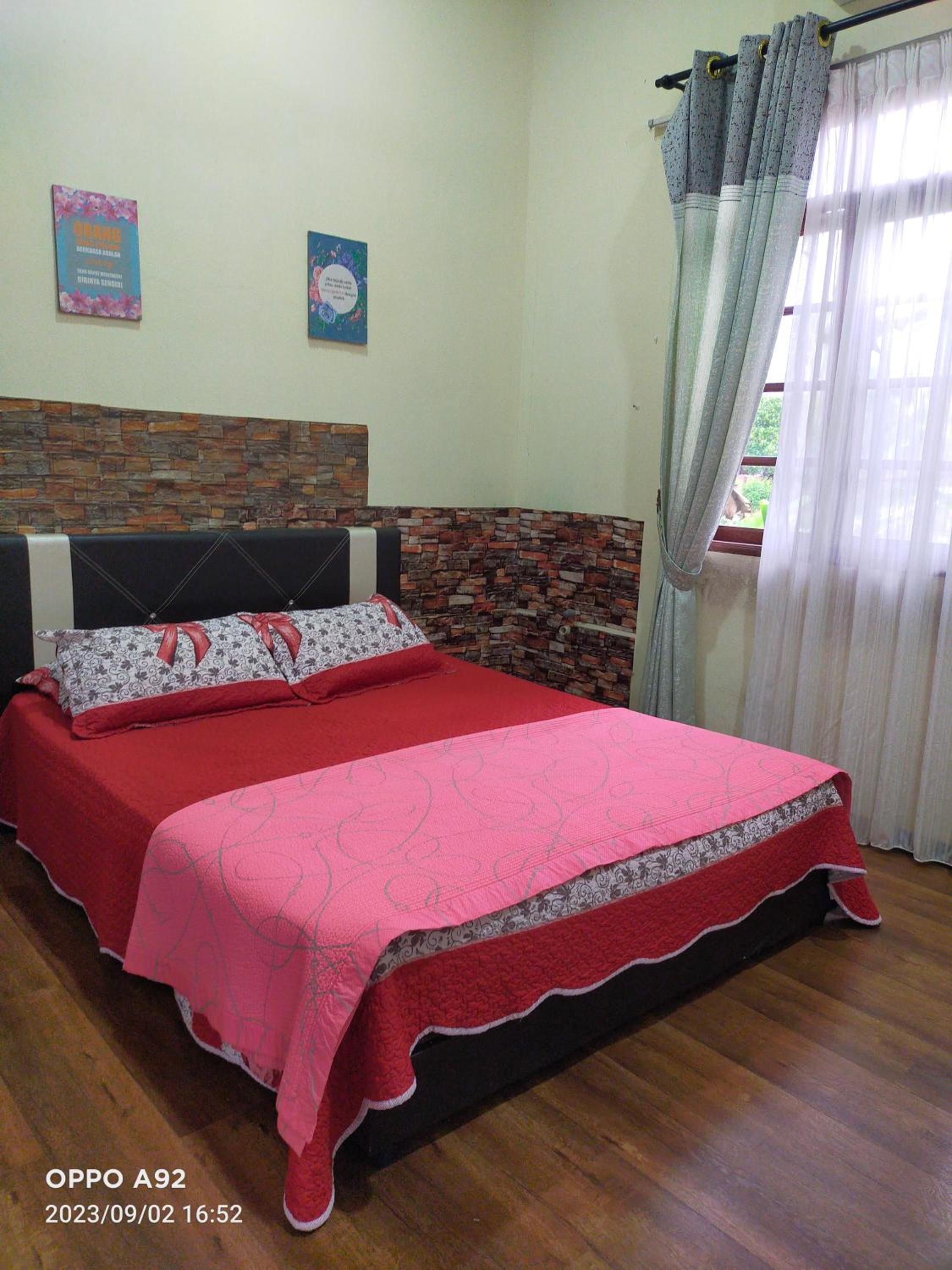 Double Room with Private Bathroom photo 3