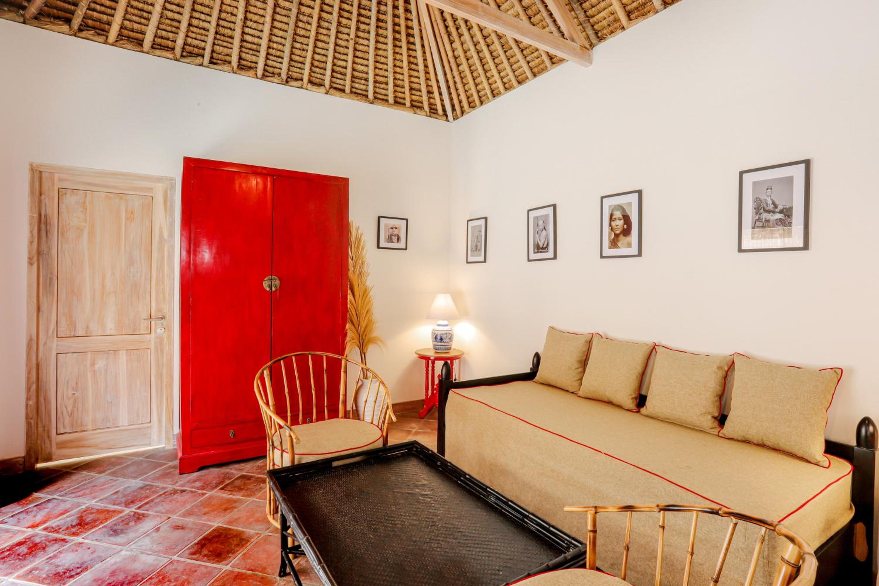 Two Bedroom Villa with Private Pool - Photo 2