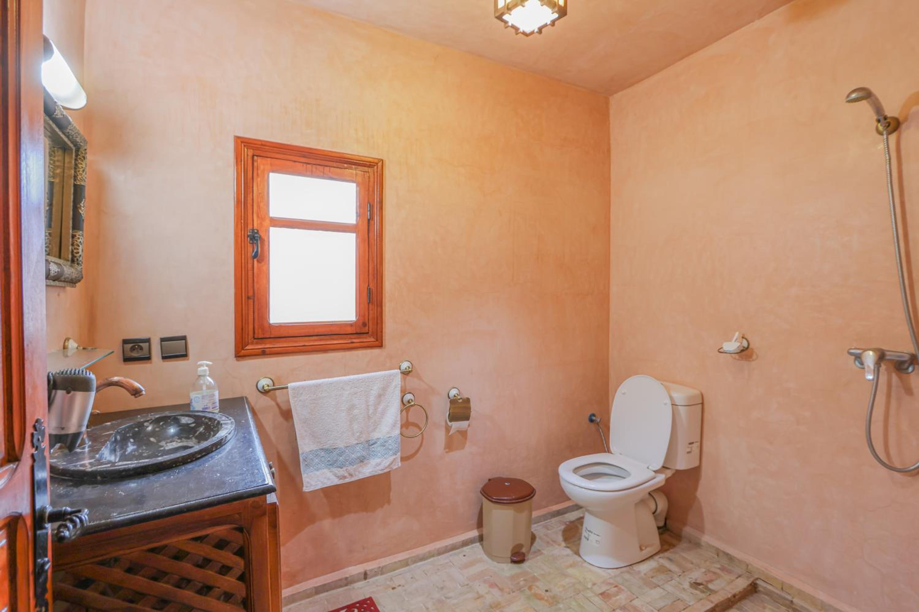 Budget Double or Twin Room photo 3