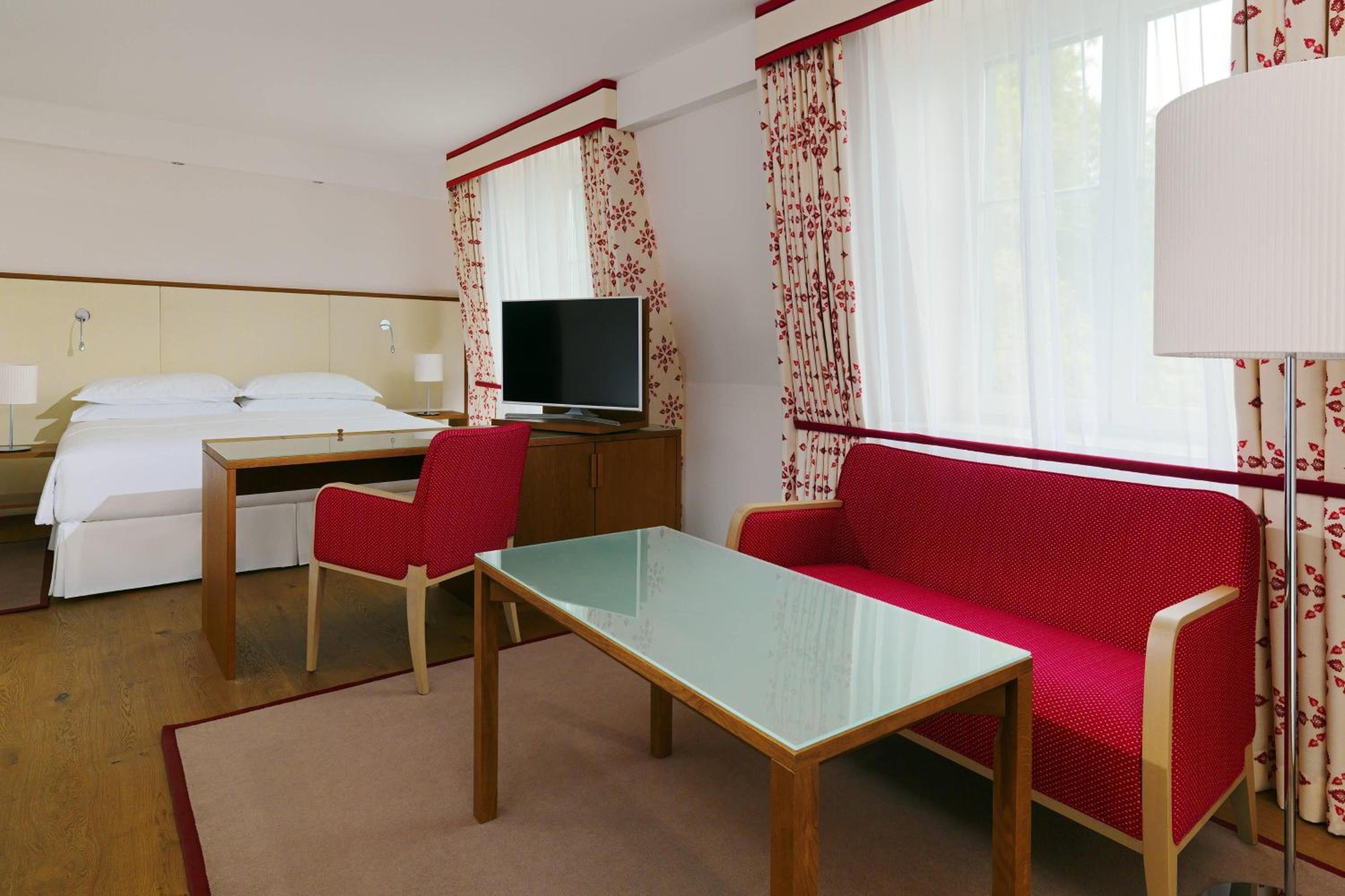 Junior Suite with ETAGE7 Access - Photo 6