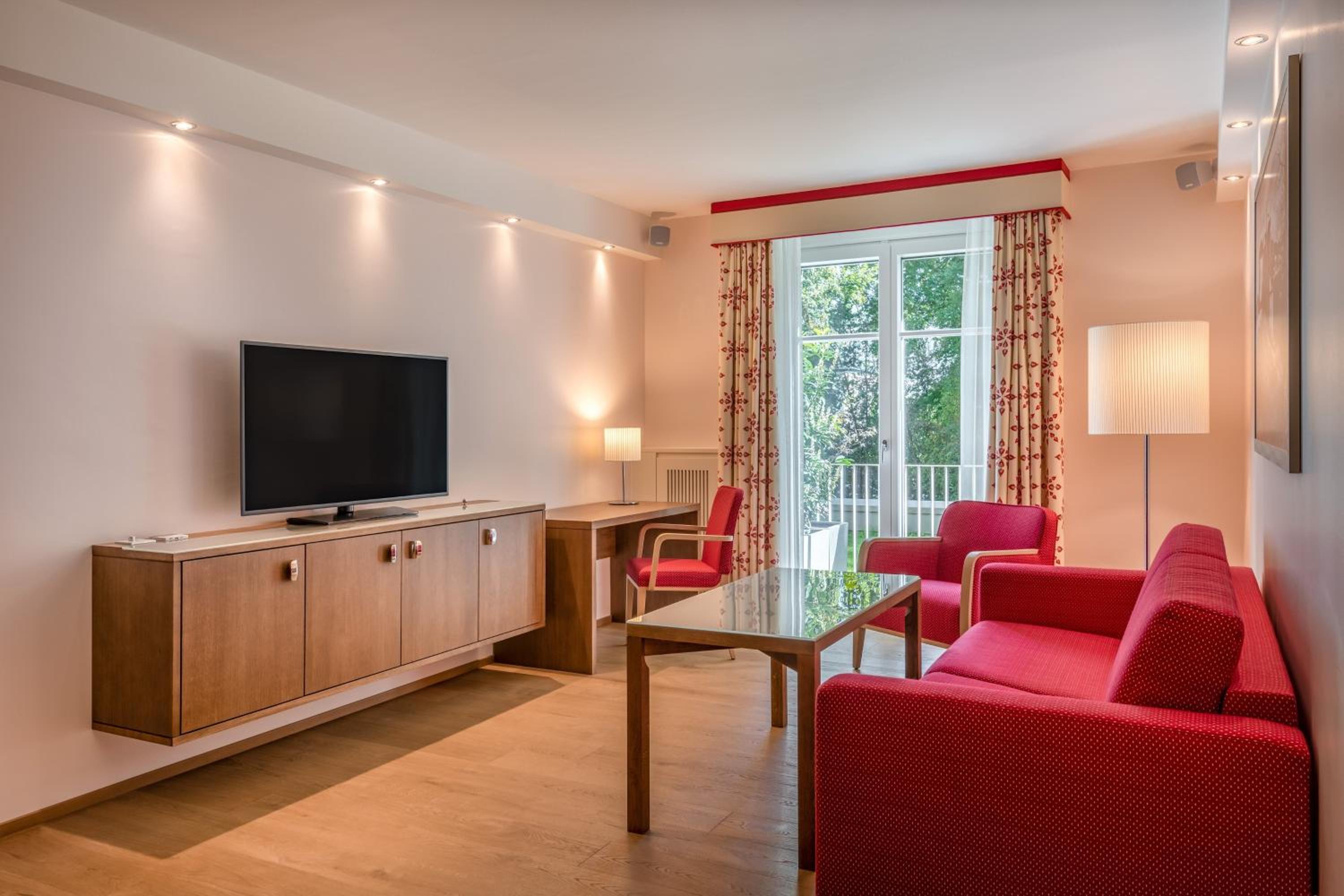Grand Suite with ETAGE7 Access photo 2