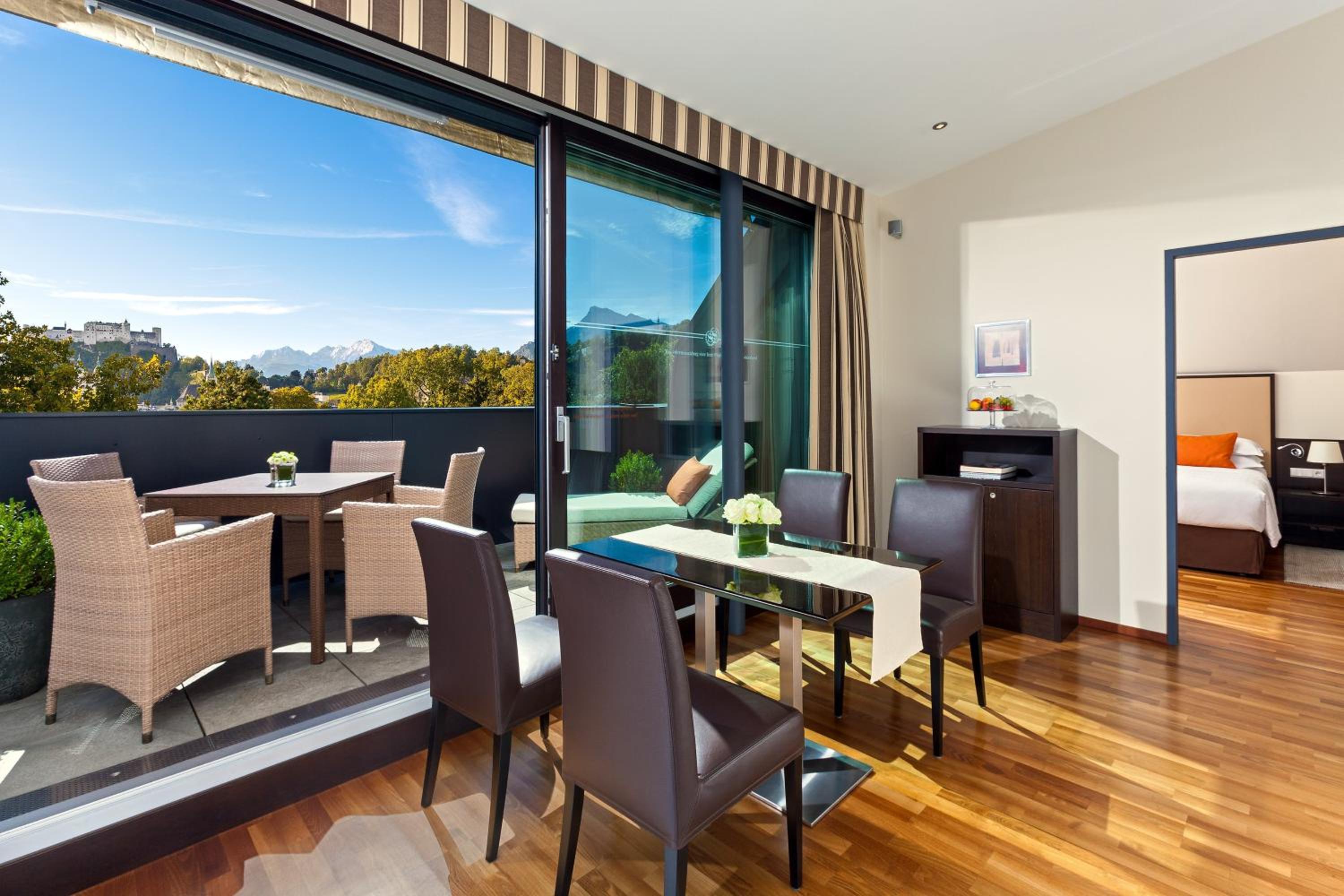 Presidential Suite with ETAGE7 Access photo 2