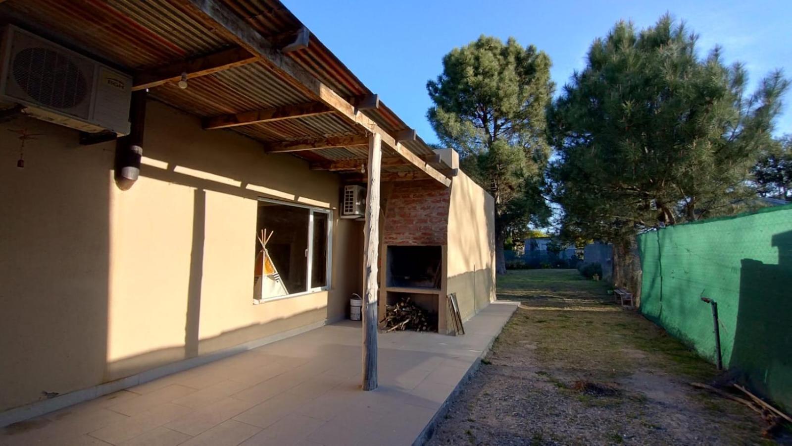 Two-Bedroom House photo 2