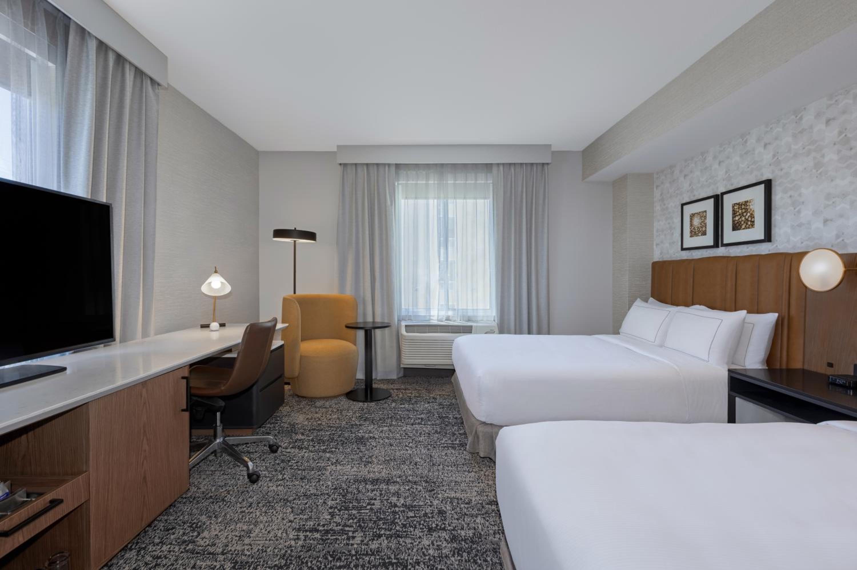 Queen Room with Two Queen Beds - Mobility/Hearing Accessible - Photo 11