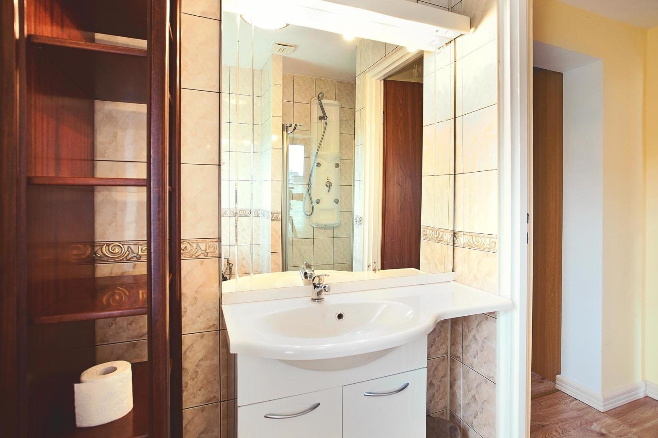 Deluxe Double Room with Balcony photo 3
