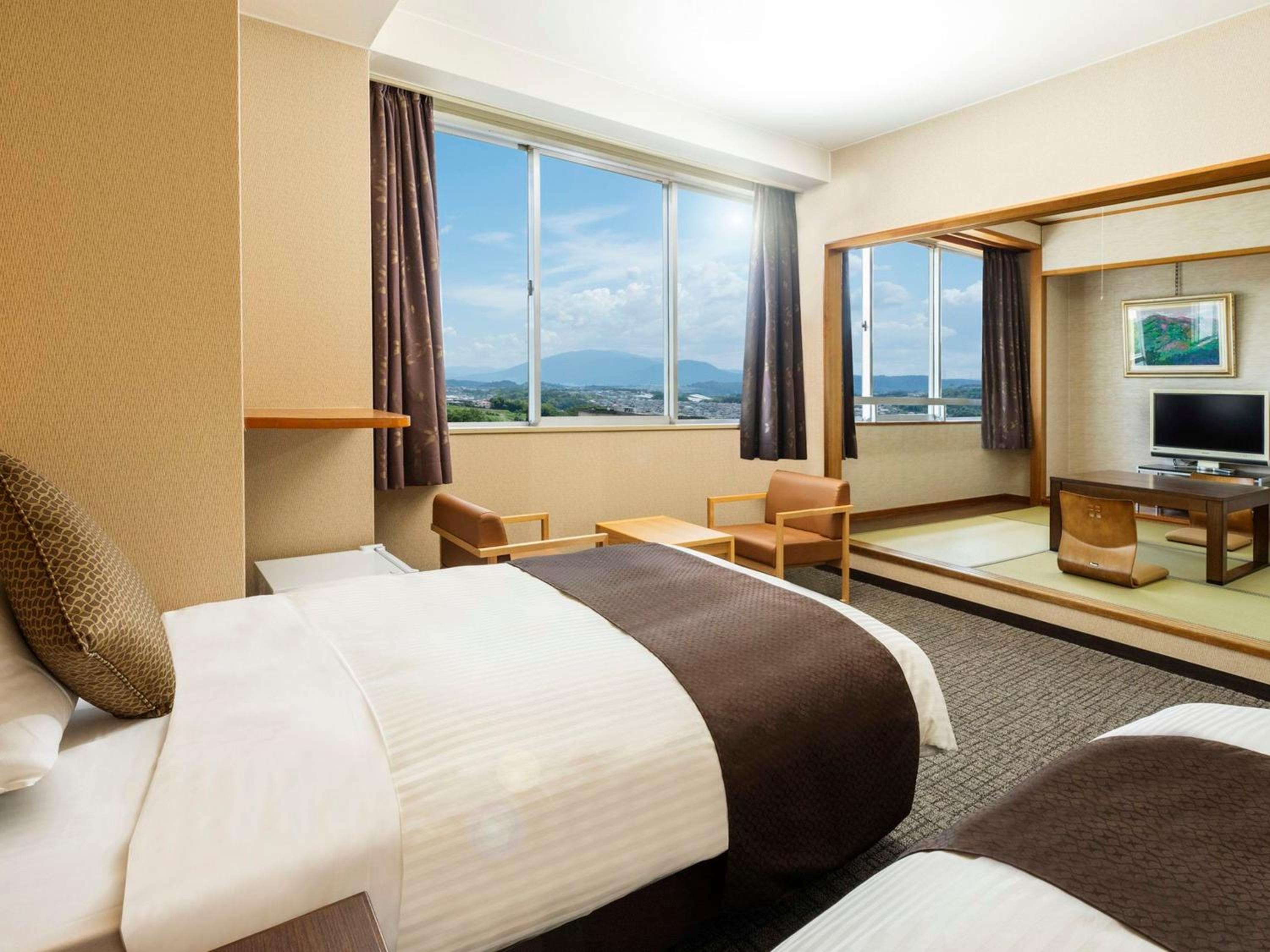 Japanese Western Style Room with Private Bath