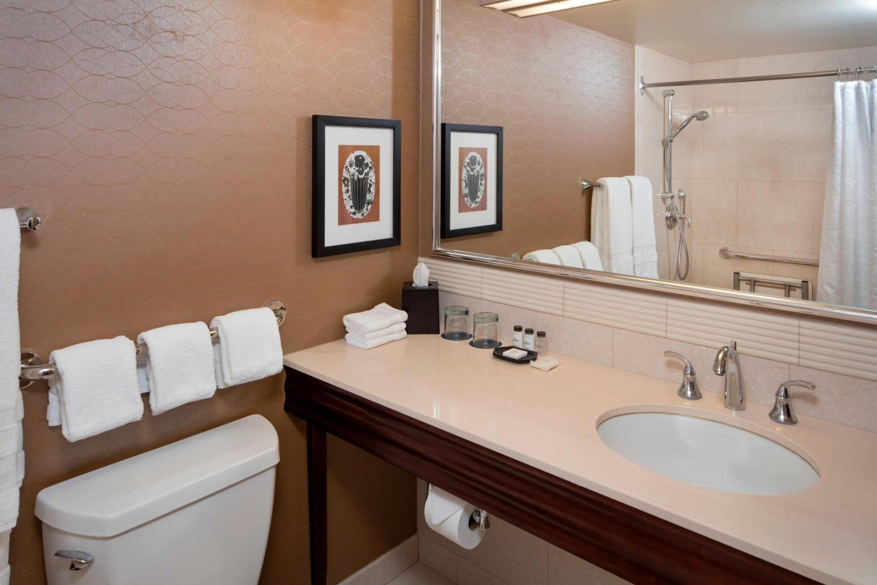 Queen Room - Photo 4